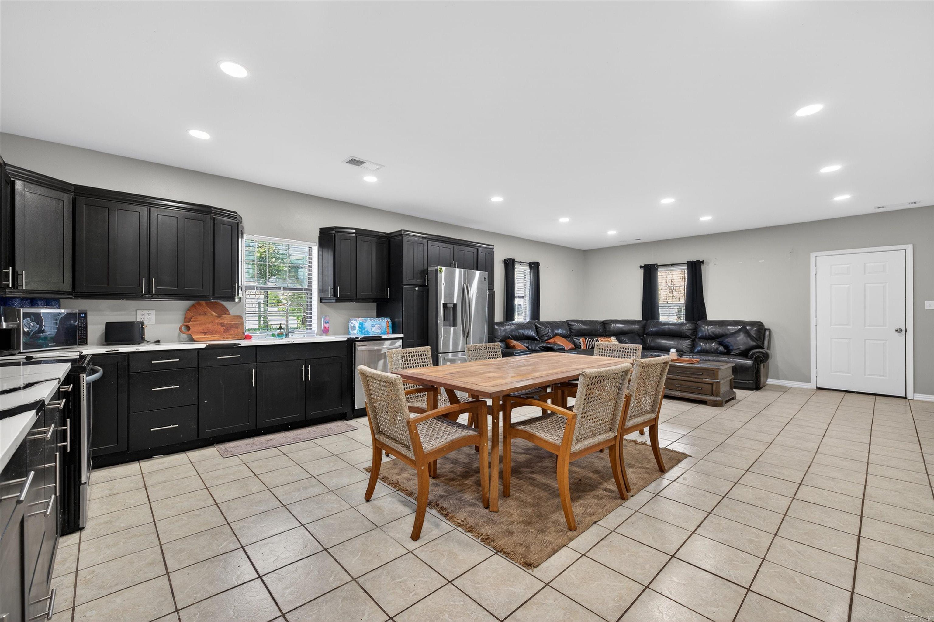 6766 Park  Fountain Lake, AR