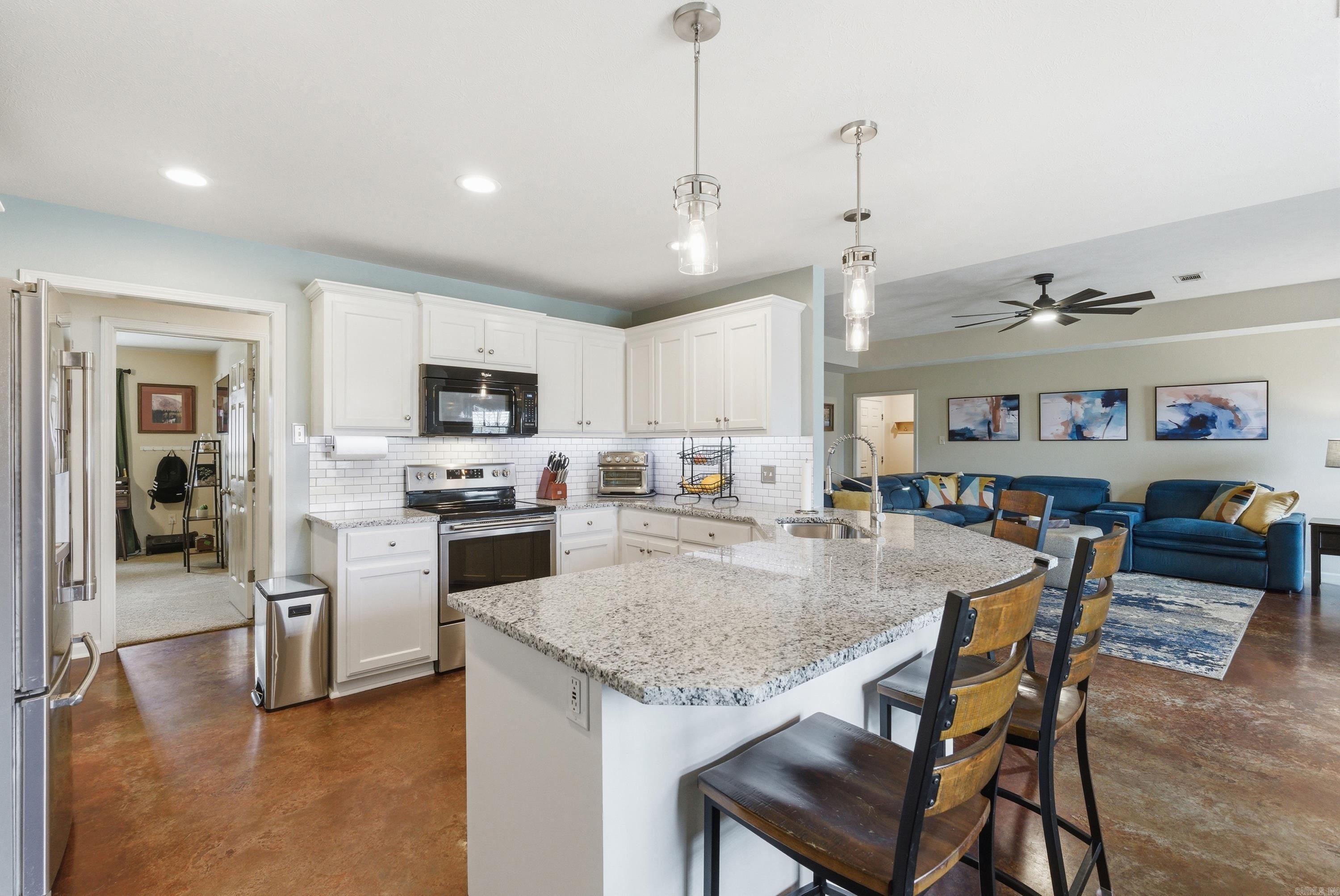 23 Mitchell  Greenbrier, AR