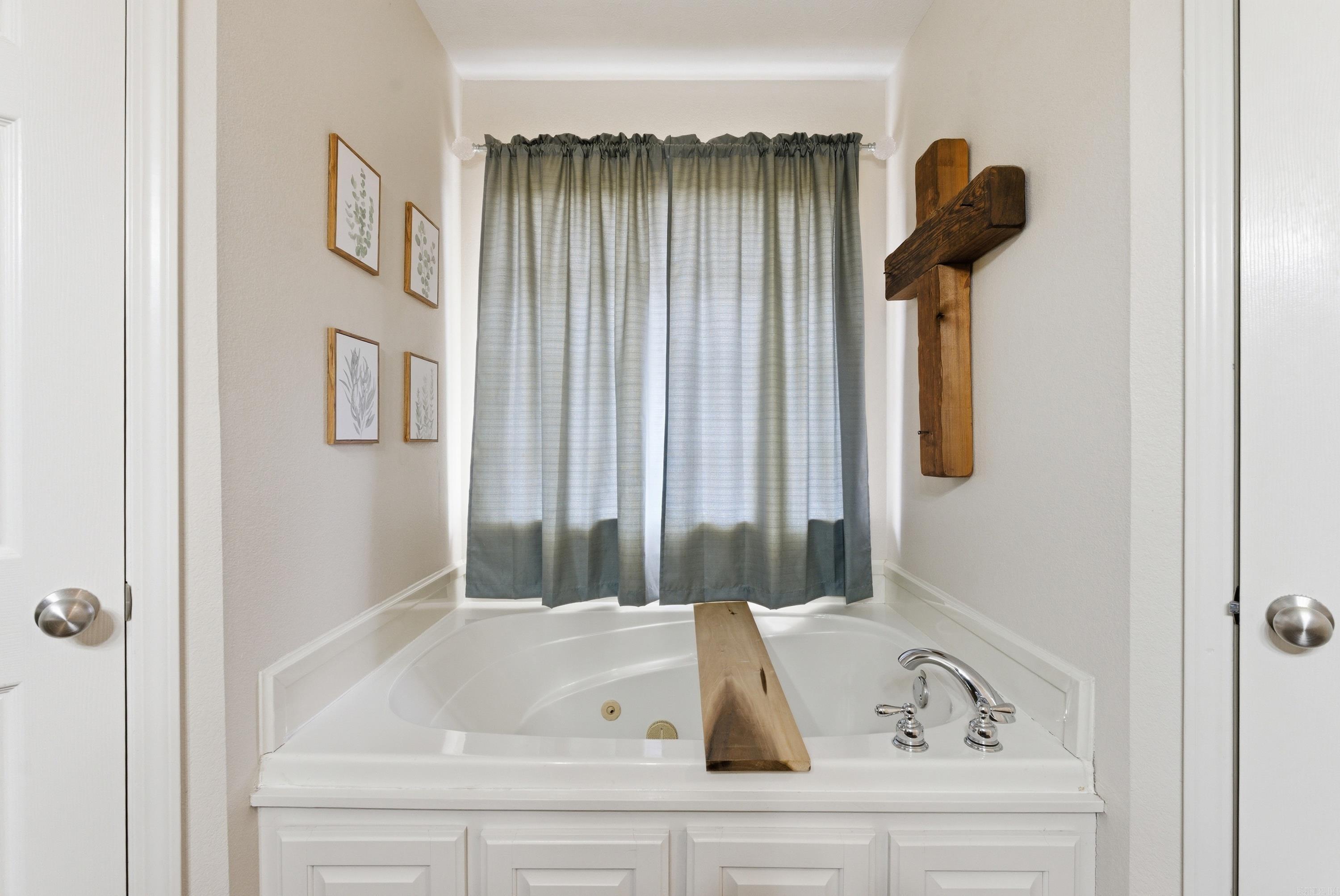 23 Mitchell  Greenbrier, AR