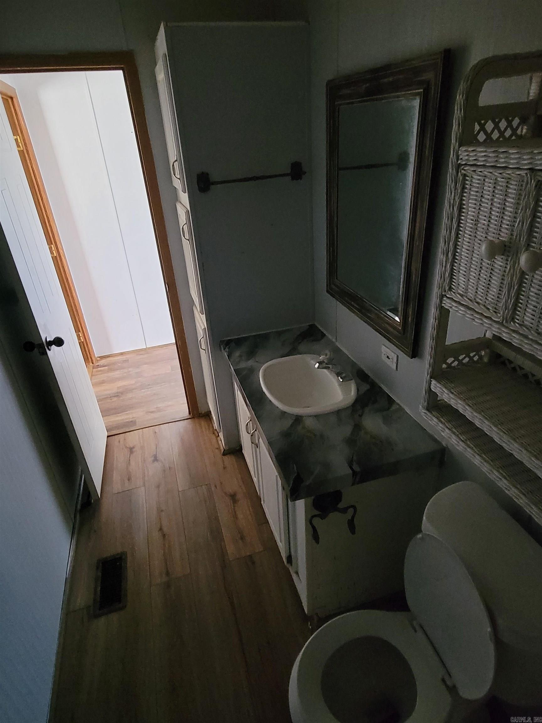 123 Deer Valley Dr.  Searcy, AR