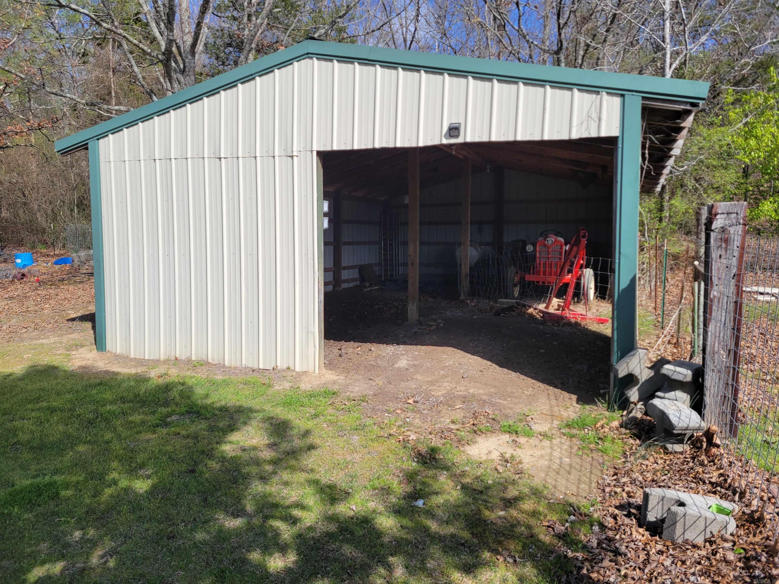 123 Deer Valley Dr.  Searcy, AR