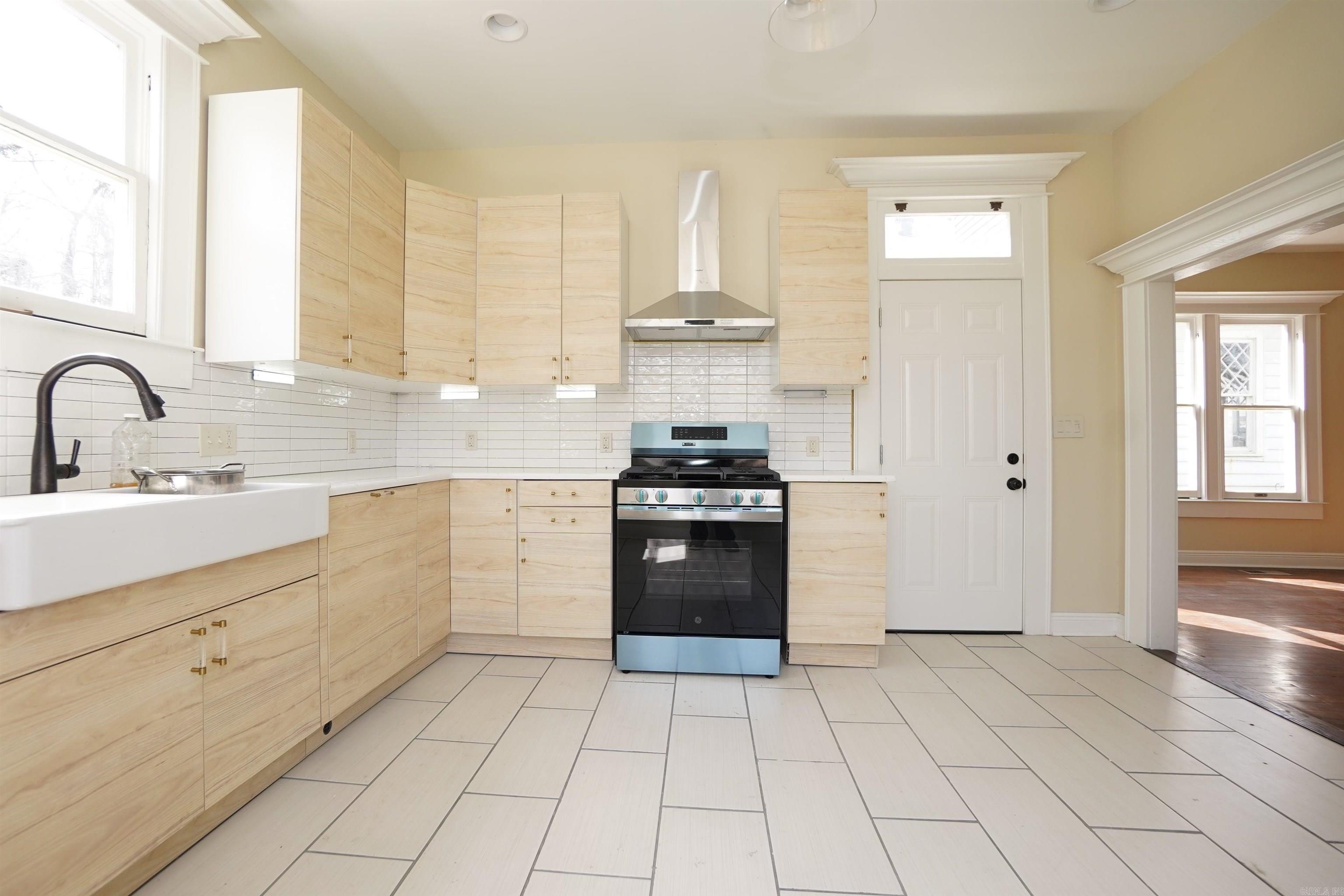 1517 W 21st  Little Rock, AR