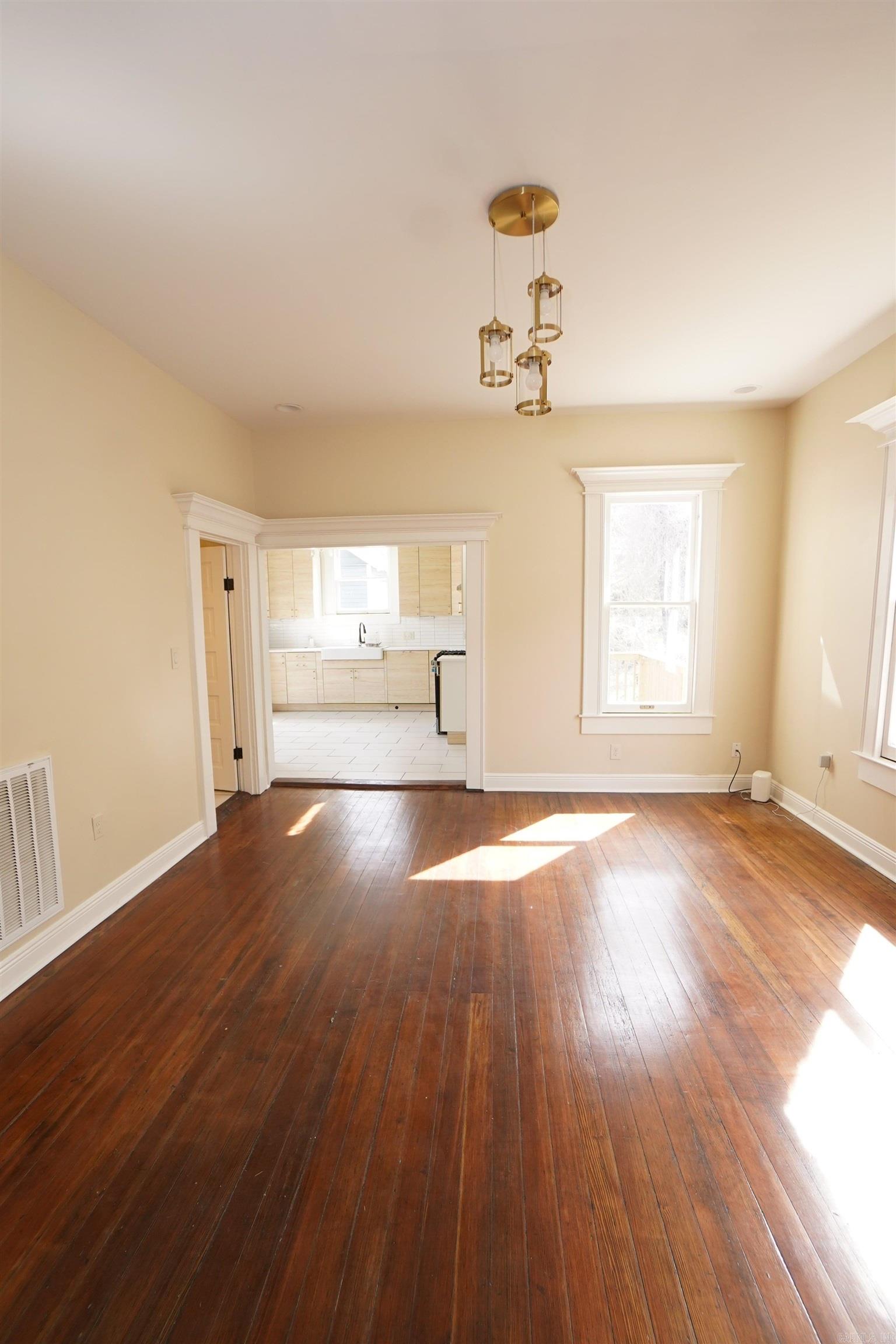 1517 W 21st Street Little Rock, AR 72022