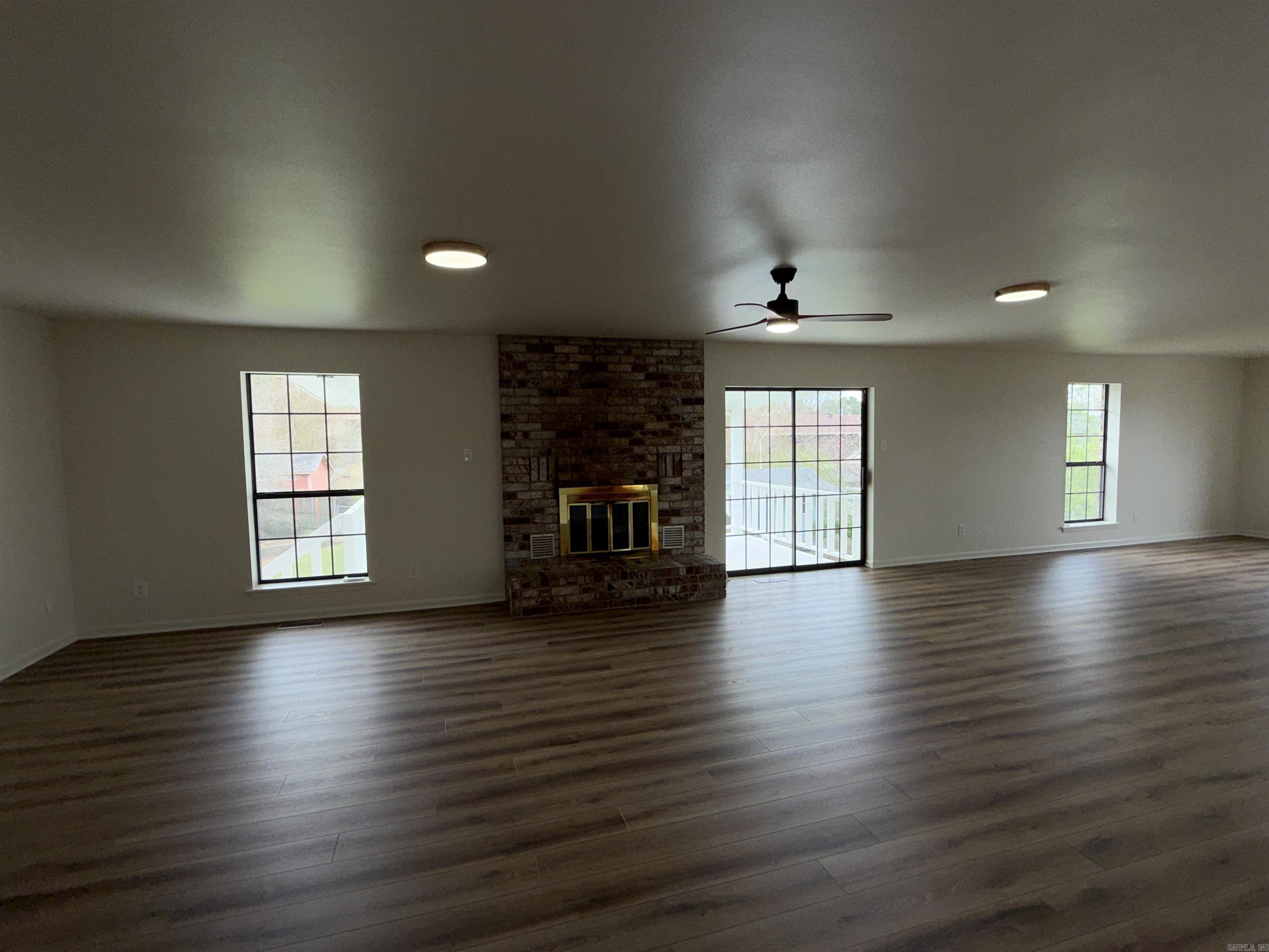 123 Santa Fe  Hot Springs, AR