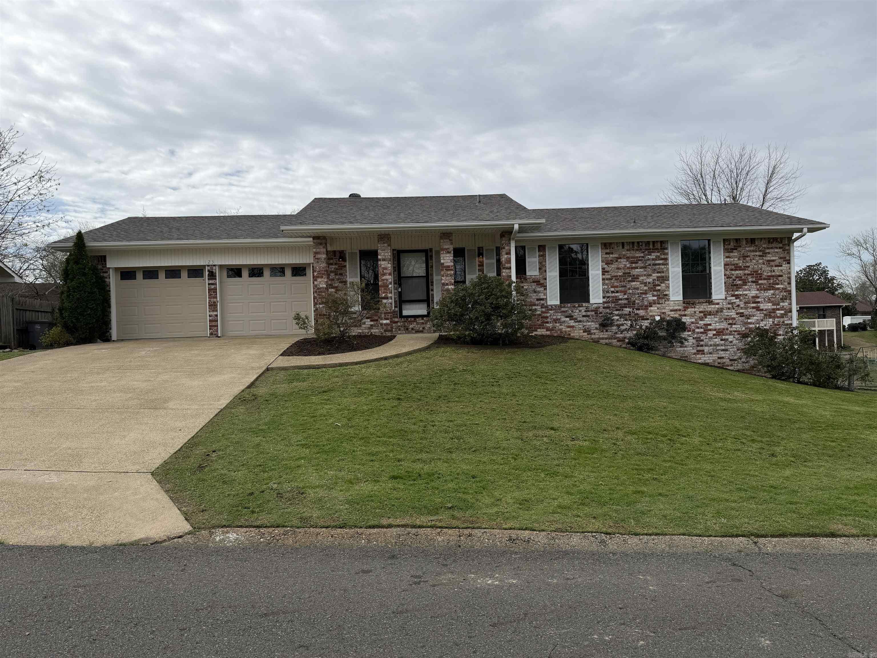 123 Santa Fe  Hot Springs, AR