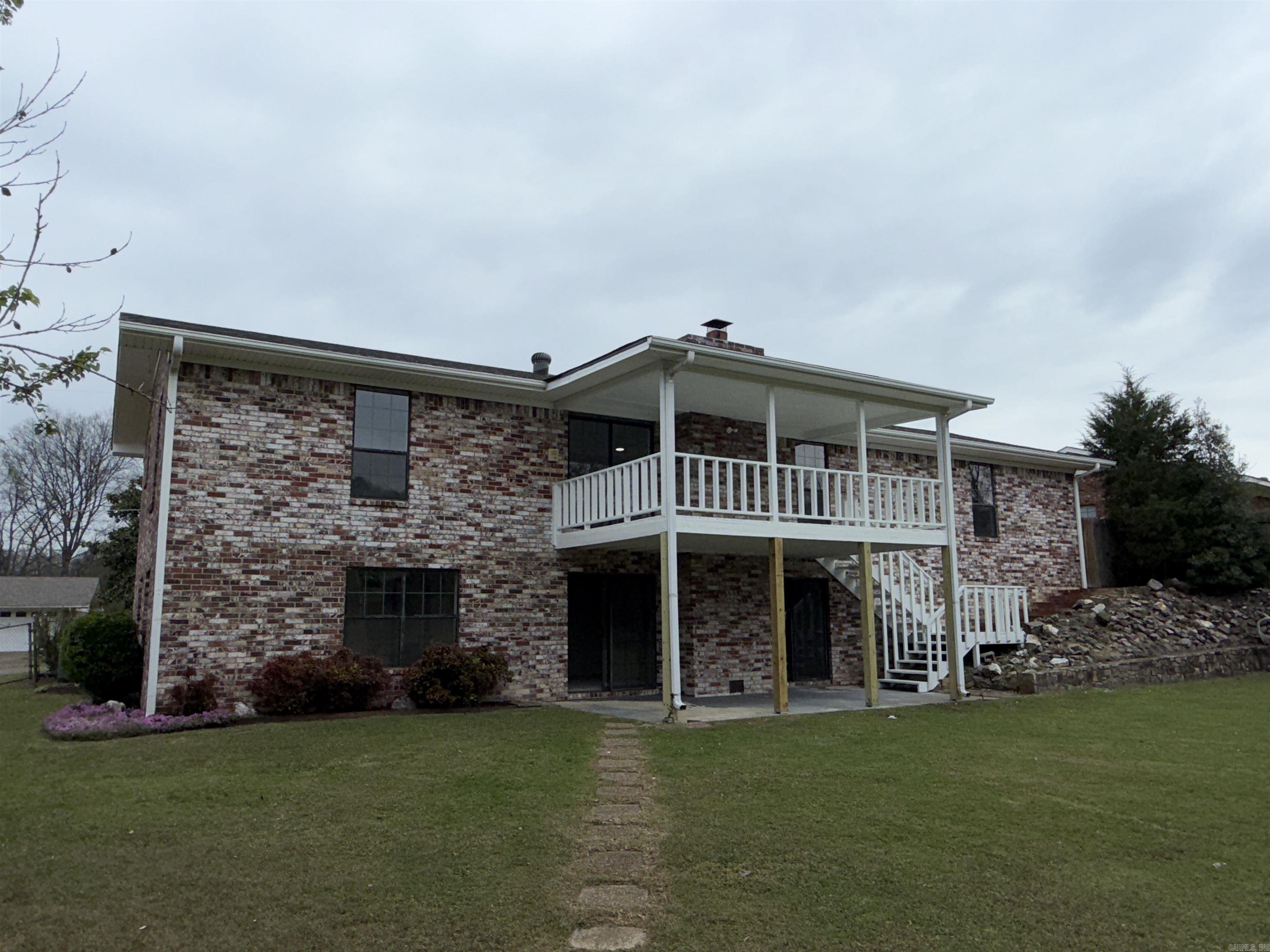 123 Santa Fe  Hot Springs, AR