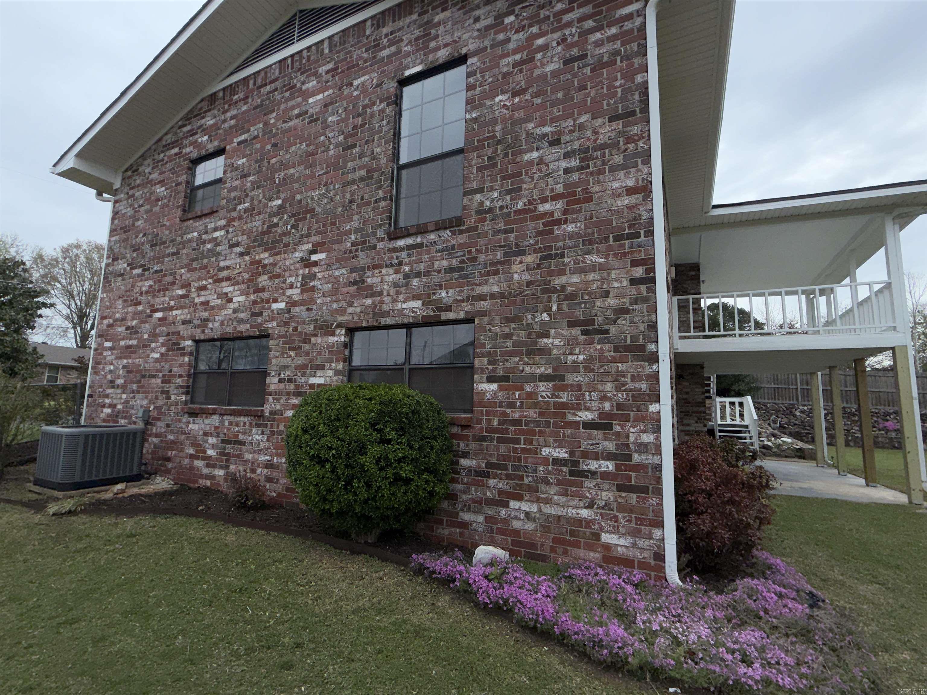 123 Santa Fe  Hot Springs, AR