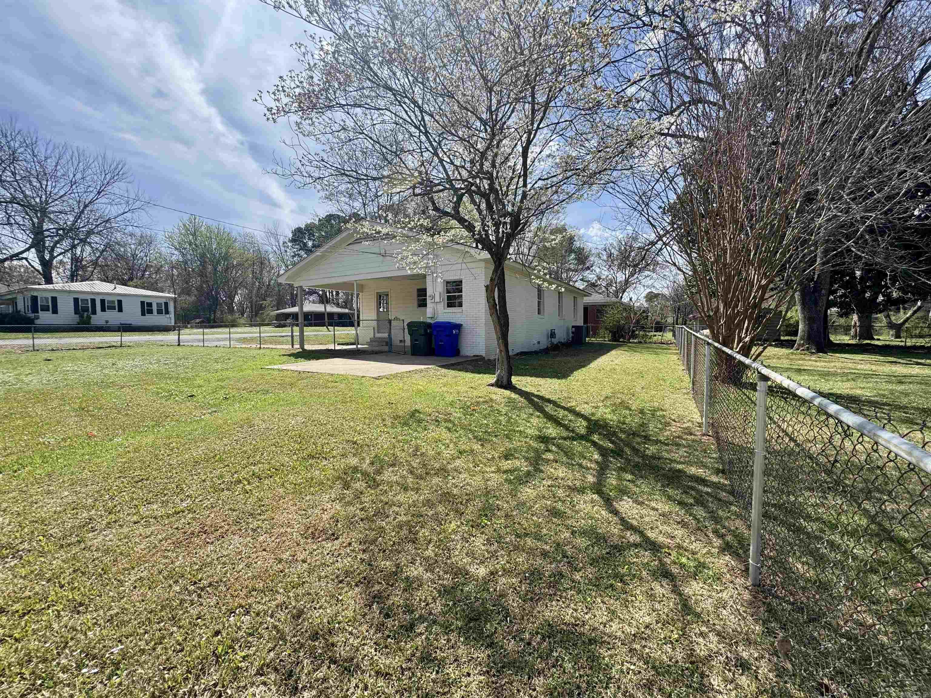 1204 Harton  Conway, AR