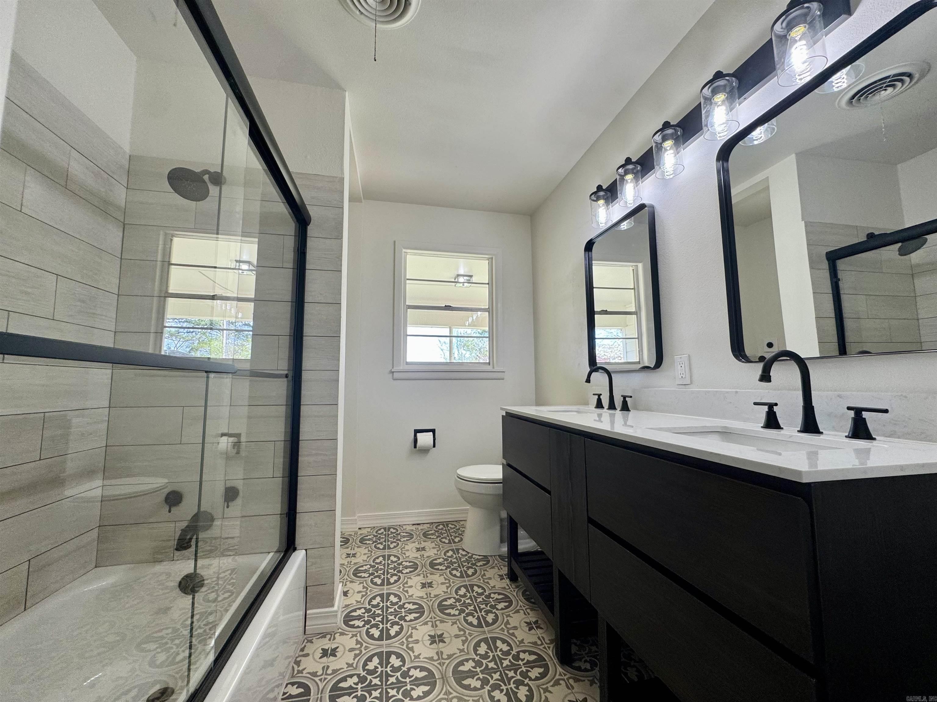 1204 Harton  Conway, AR