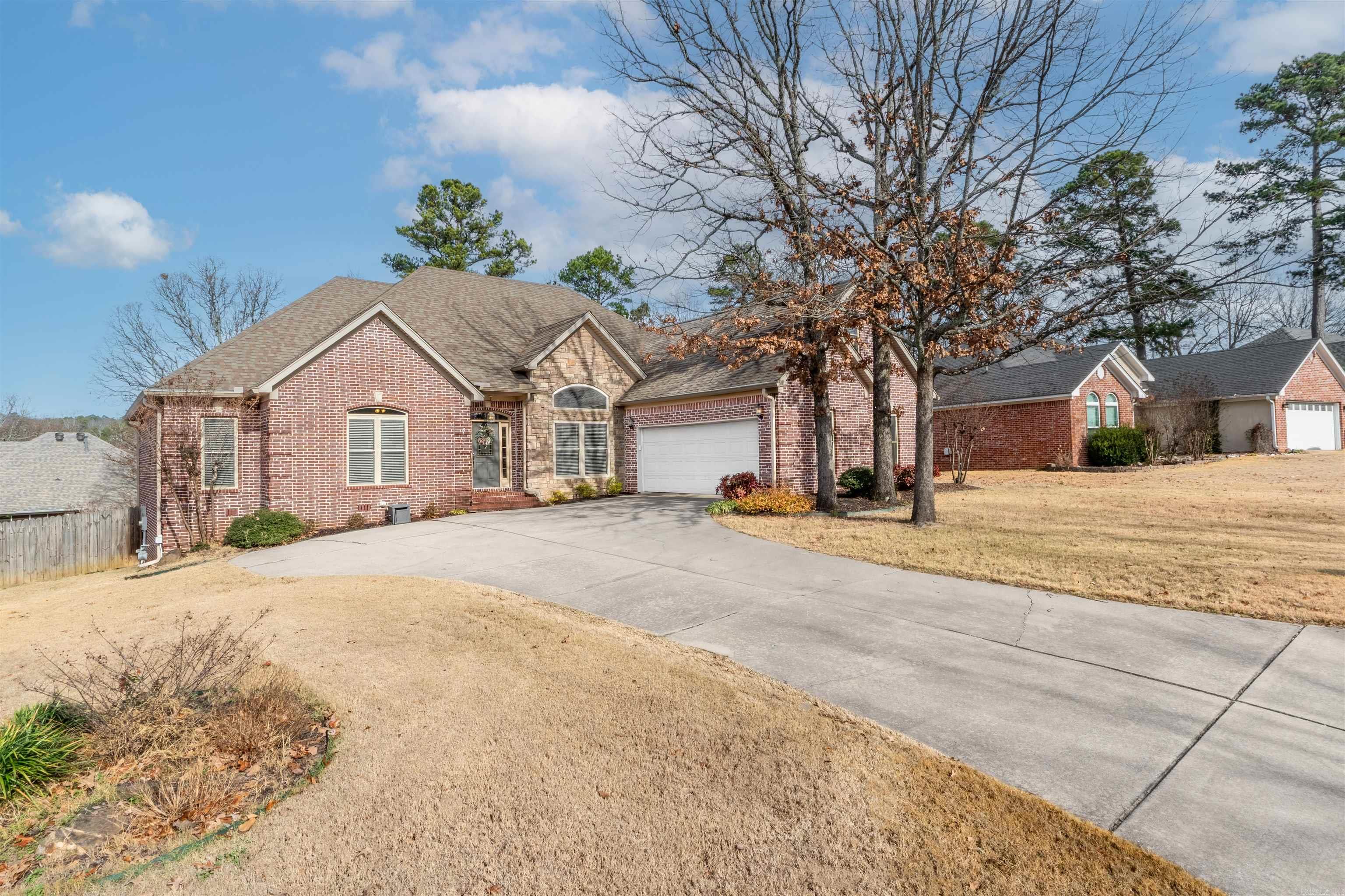 40 Sugarloaf  Maumelle, AR
