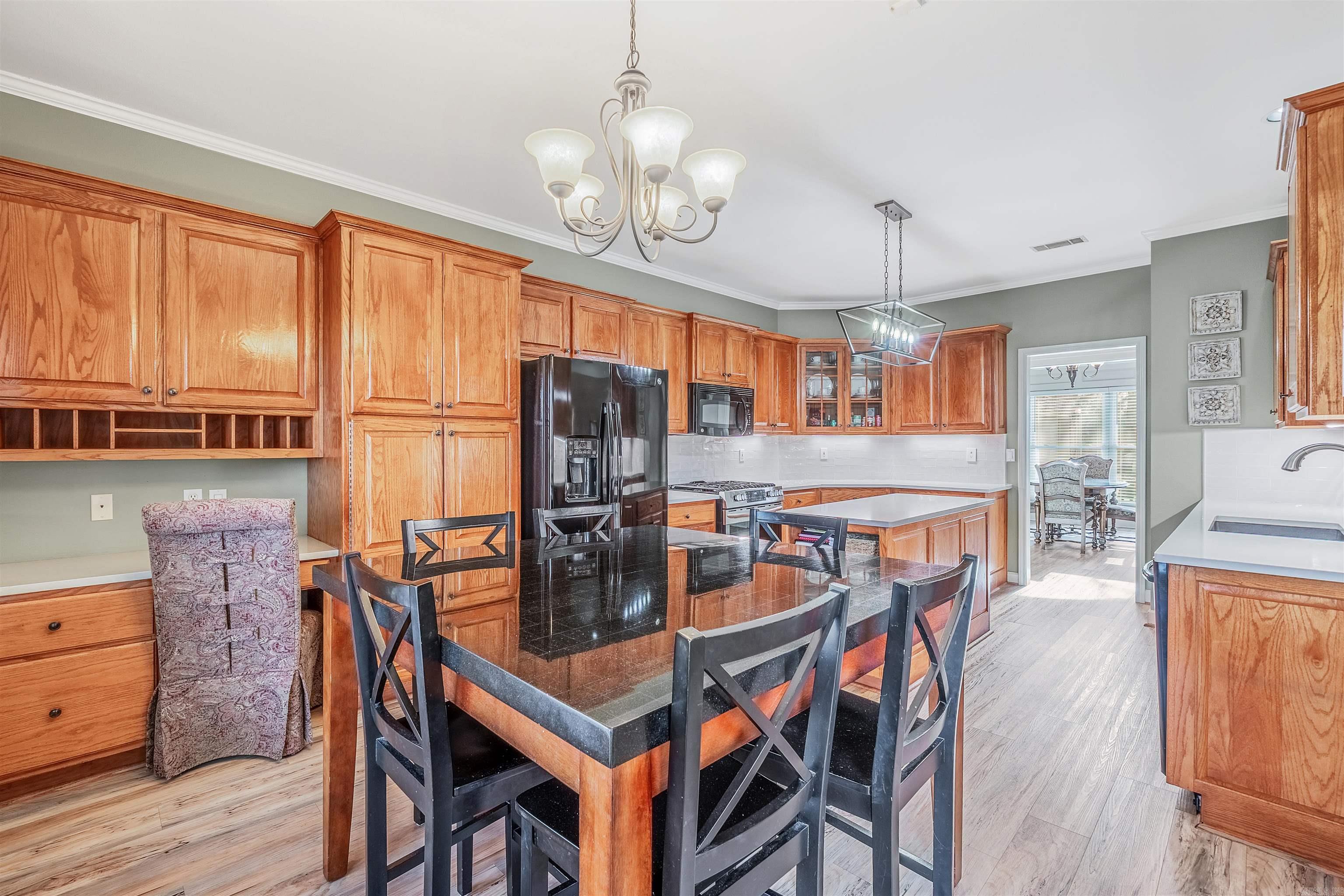 40 Sugarloaf  Maumelle, AR