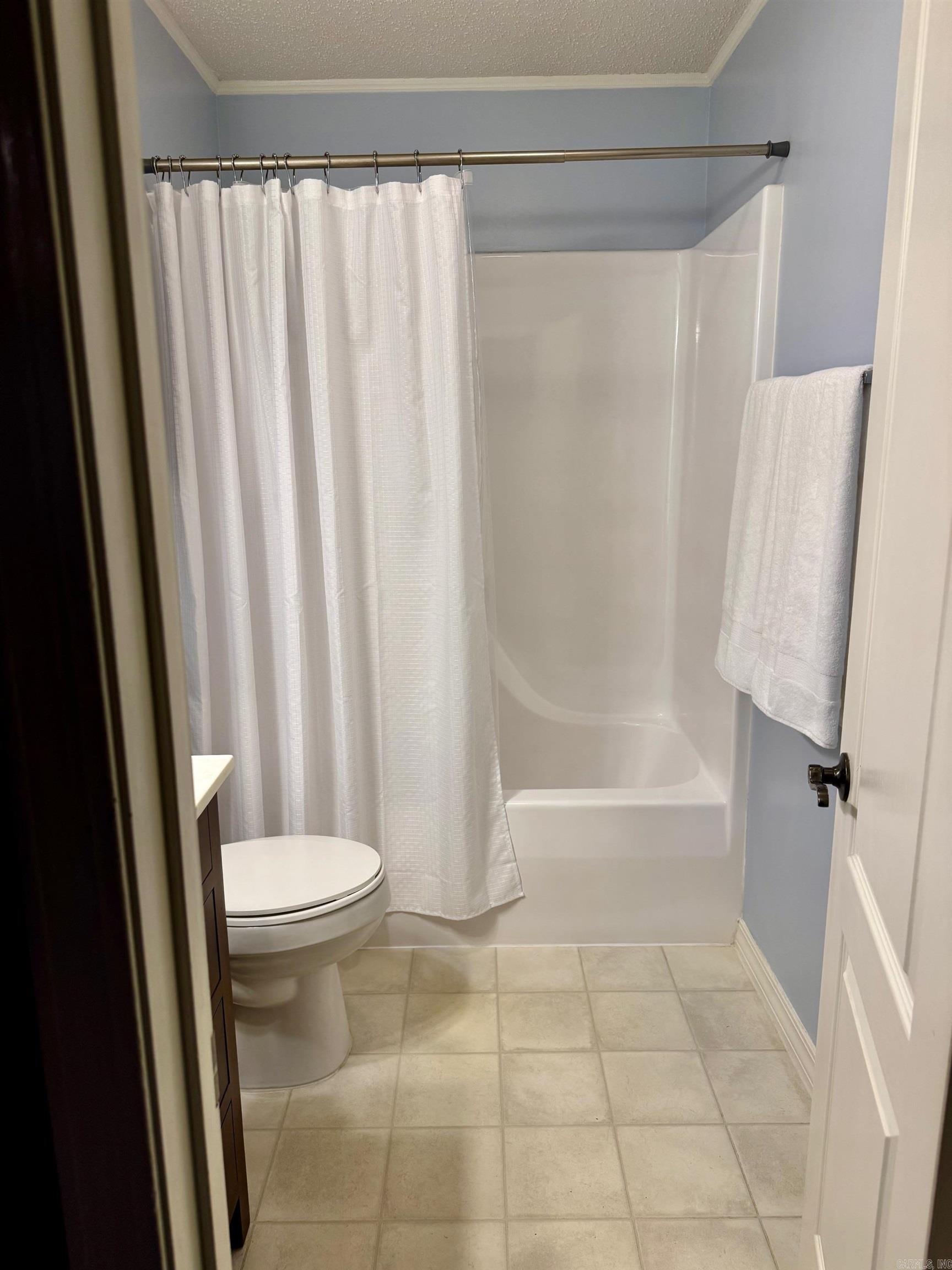 392 Walker  Higginson, AR