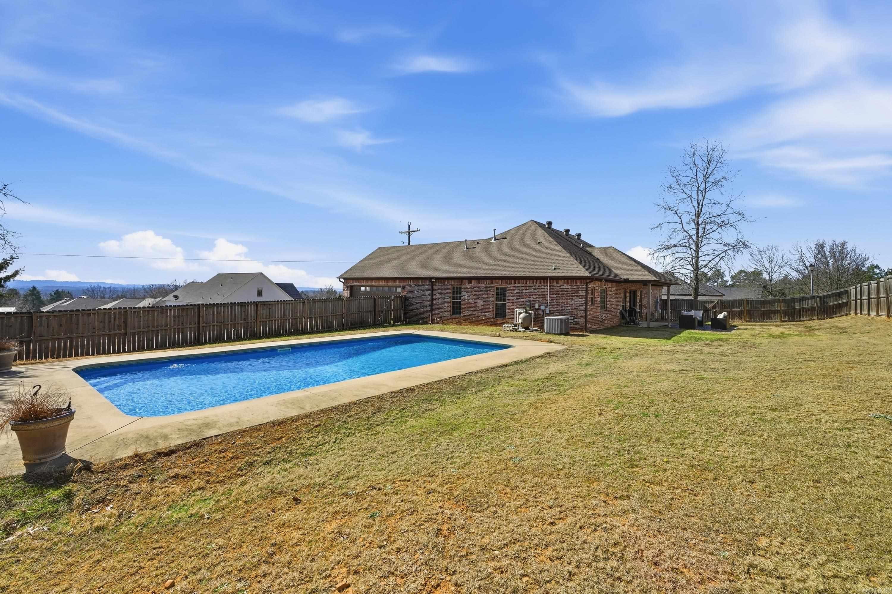 34 Lieblong Road  Greenbrier, AR