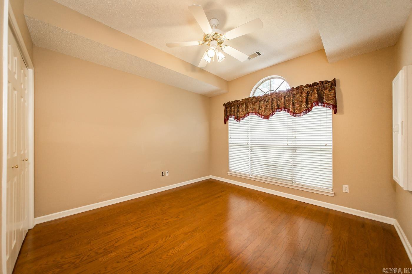 1560 Lawson Oaks  Little Rock, AR