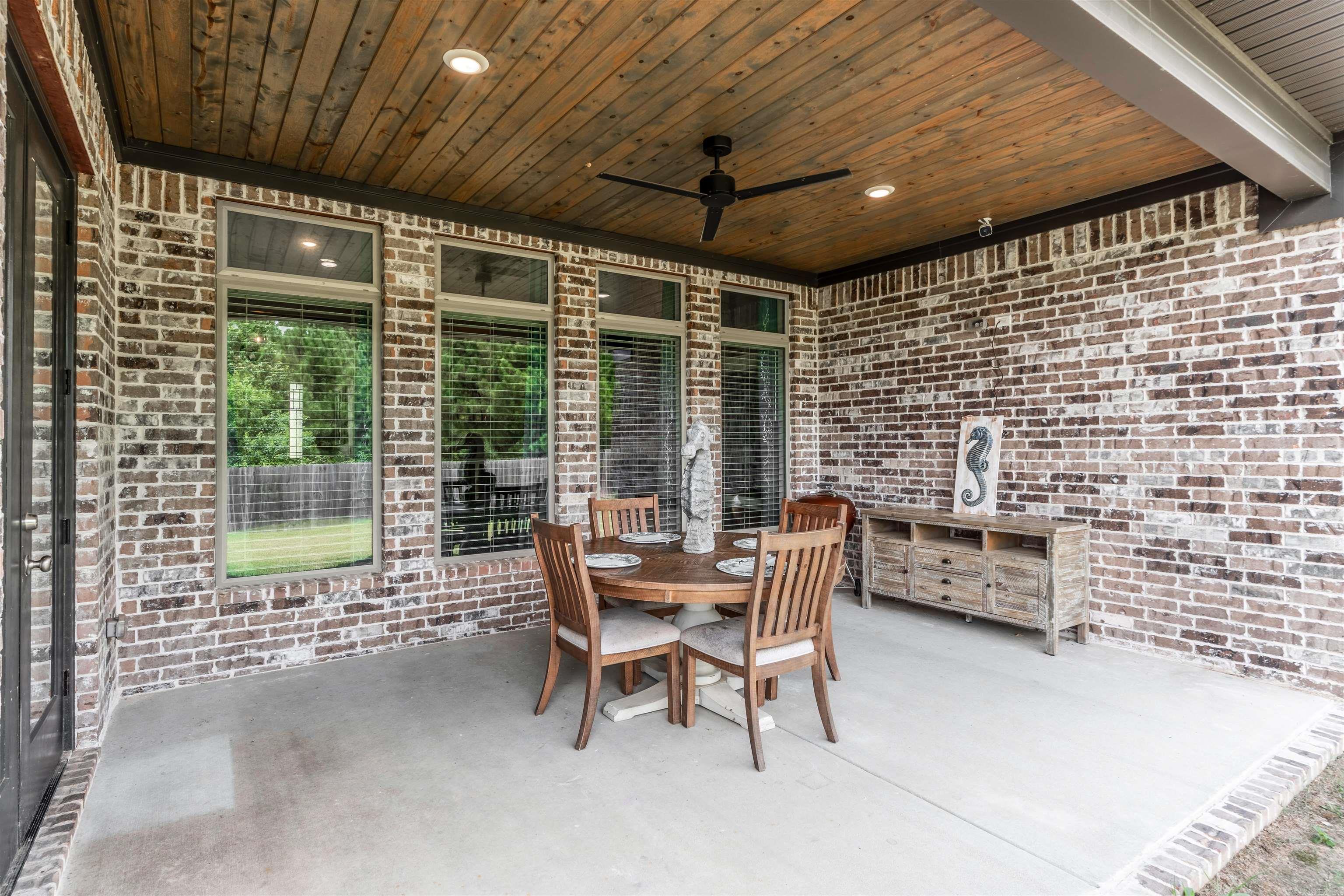 9096 Stone Canyon Drive  Bryant, AR