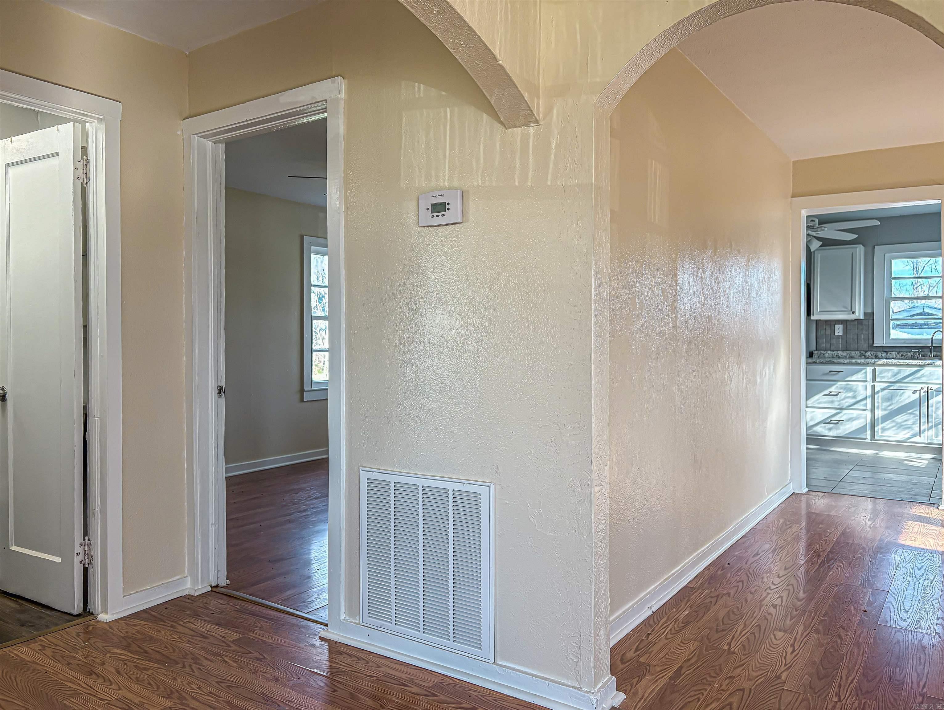 408 Estes  Yellville, AR