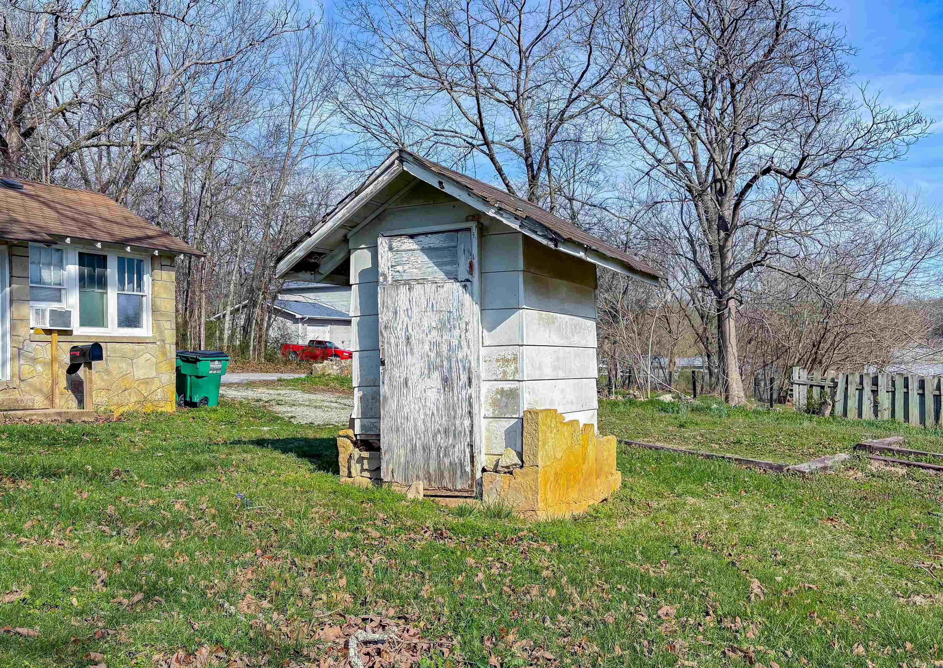 408 Estes  Yellville, AR