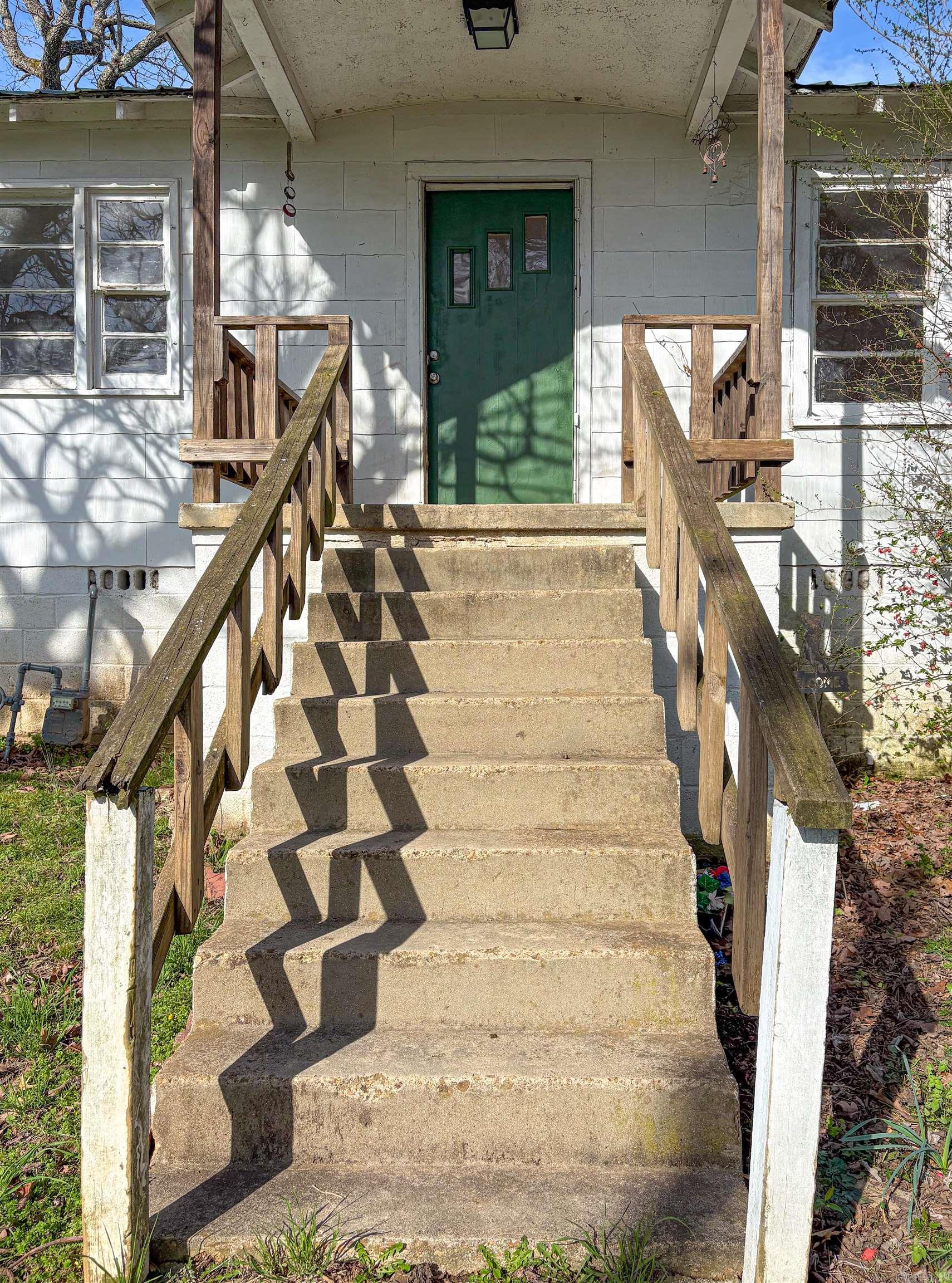 408 Estes  Yellville, AR