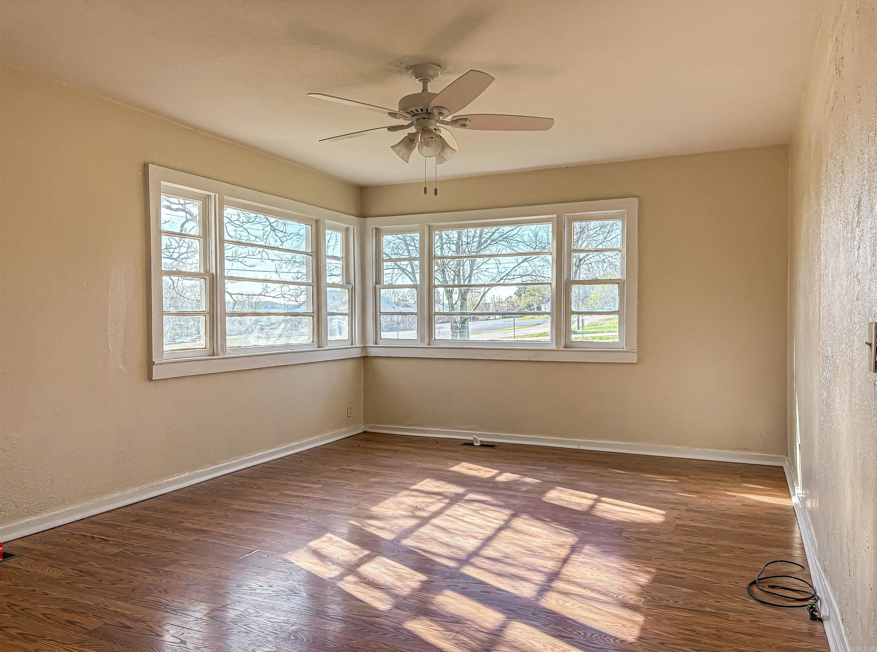 408 Estes  Yellville, AR