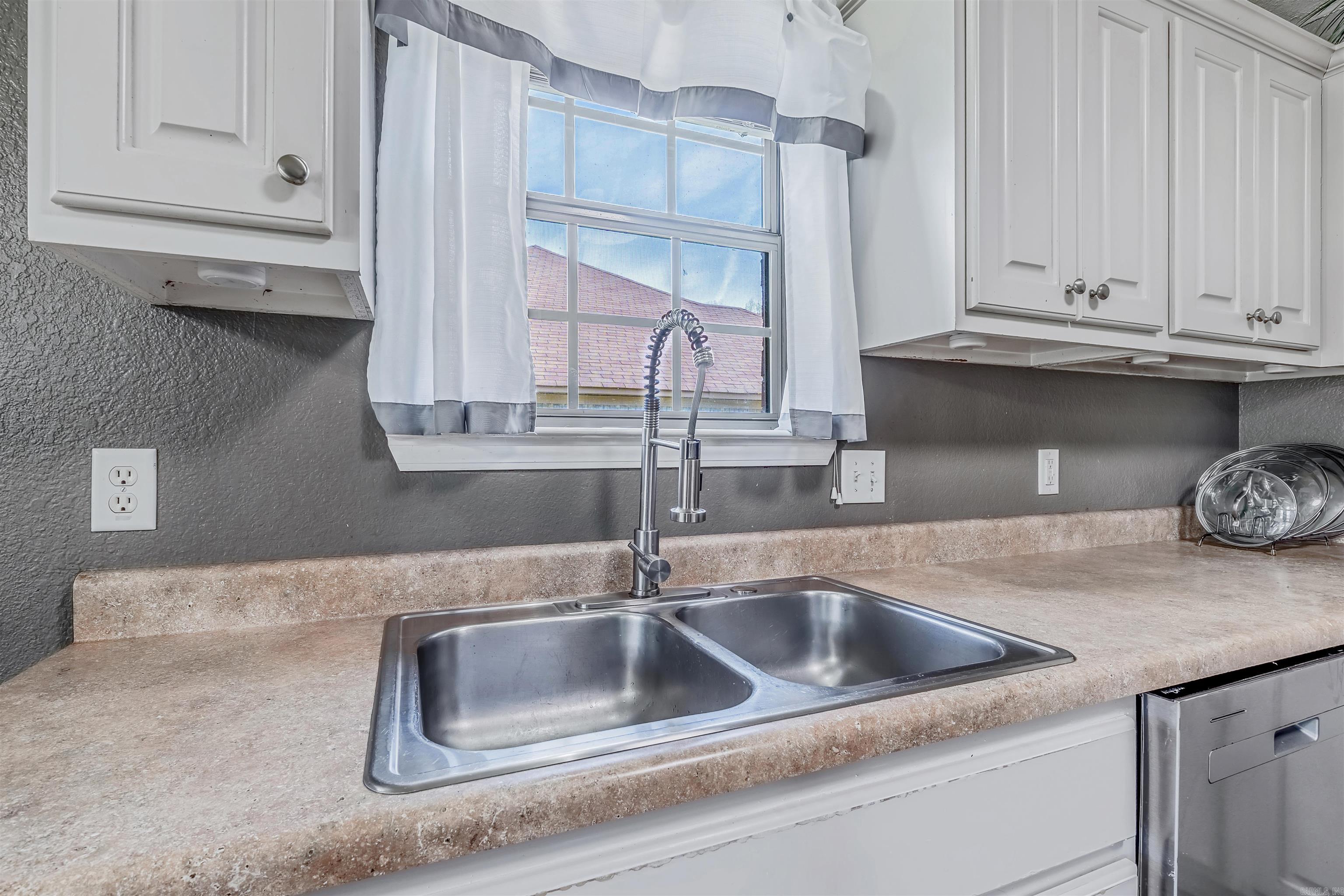 103 Donna Kay  Greenbrier, AR