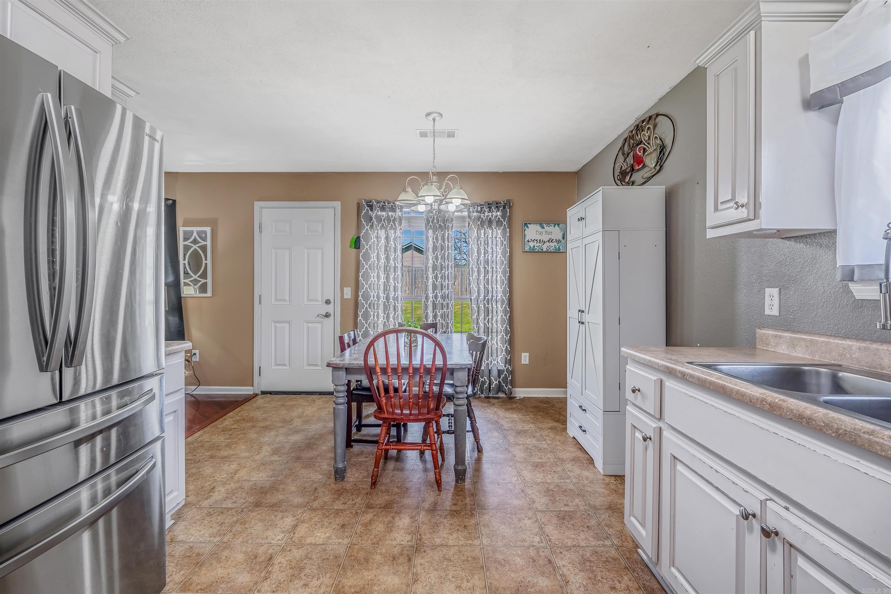 103 Donna Kay  Greenbrier, AR