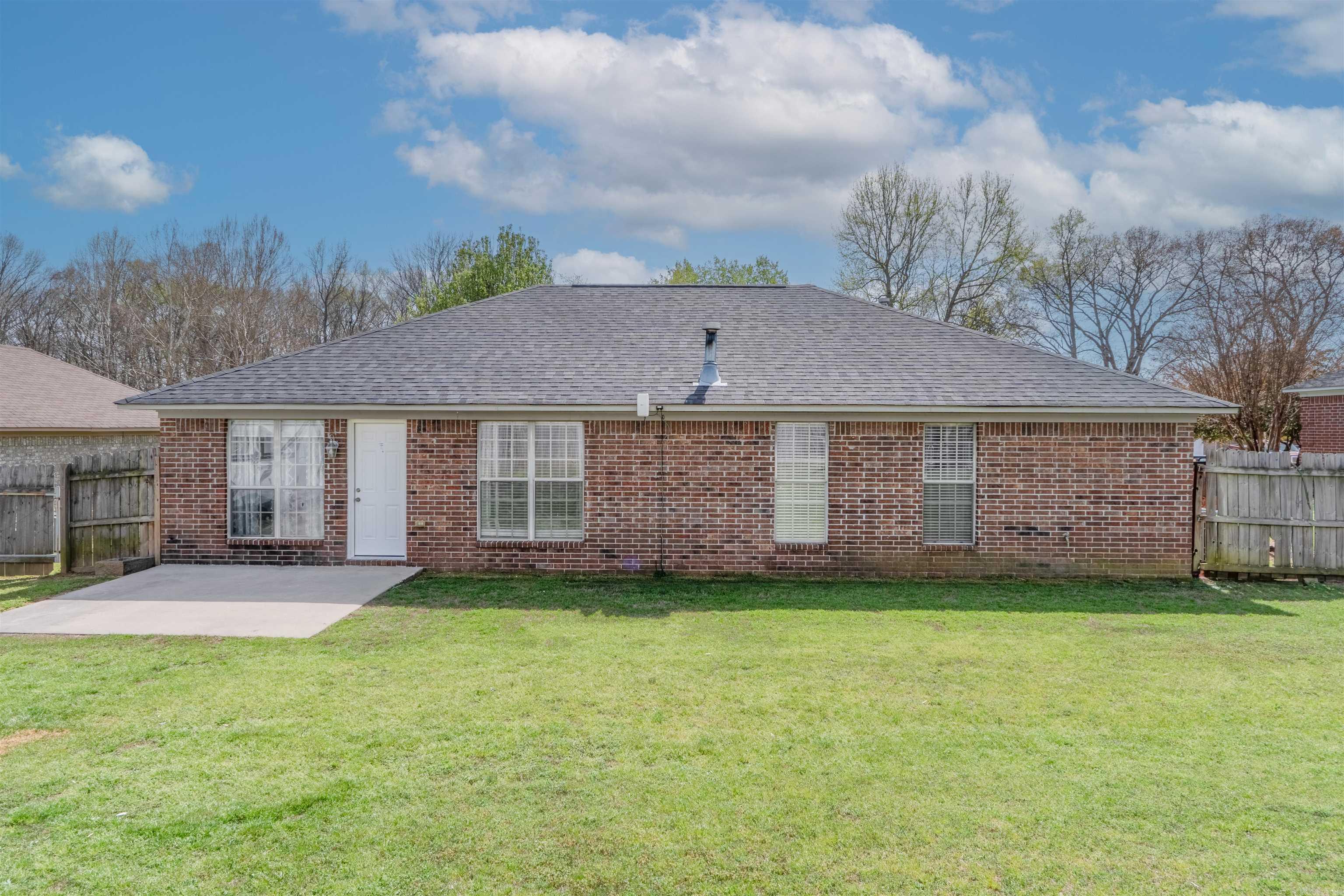 103 Donna Kay  Greenbrier, AR