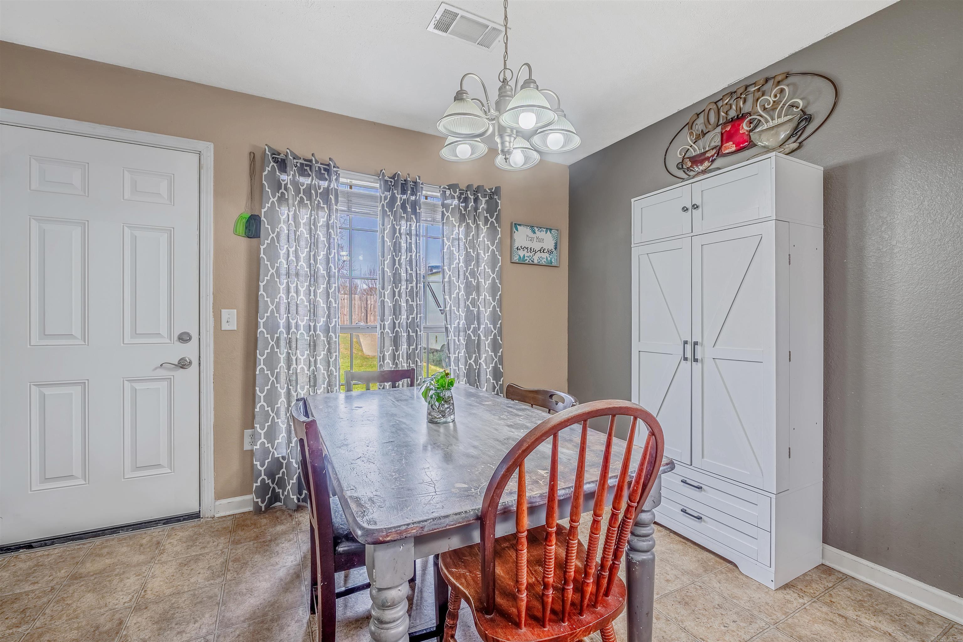 103 Donna Kay  Greenbrier, AR