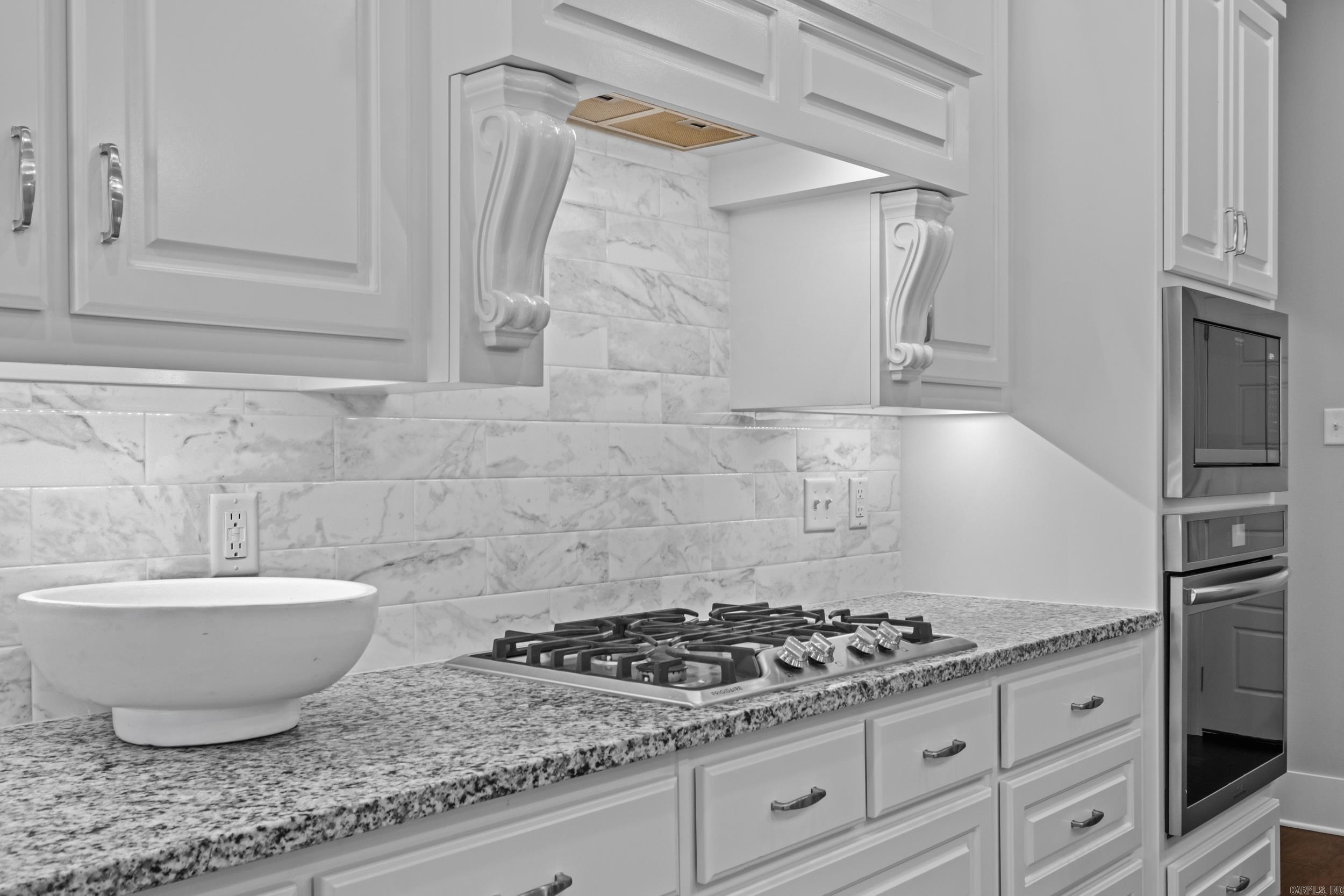 9033 Wooddale  Sherwood, AR