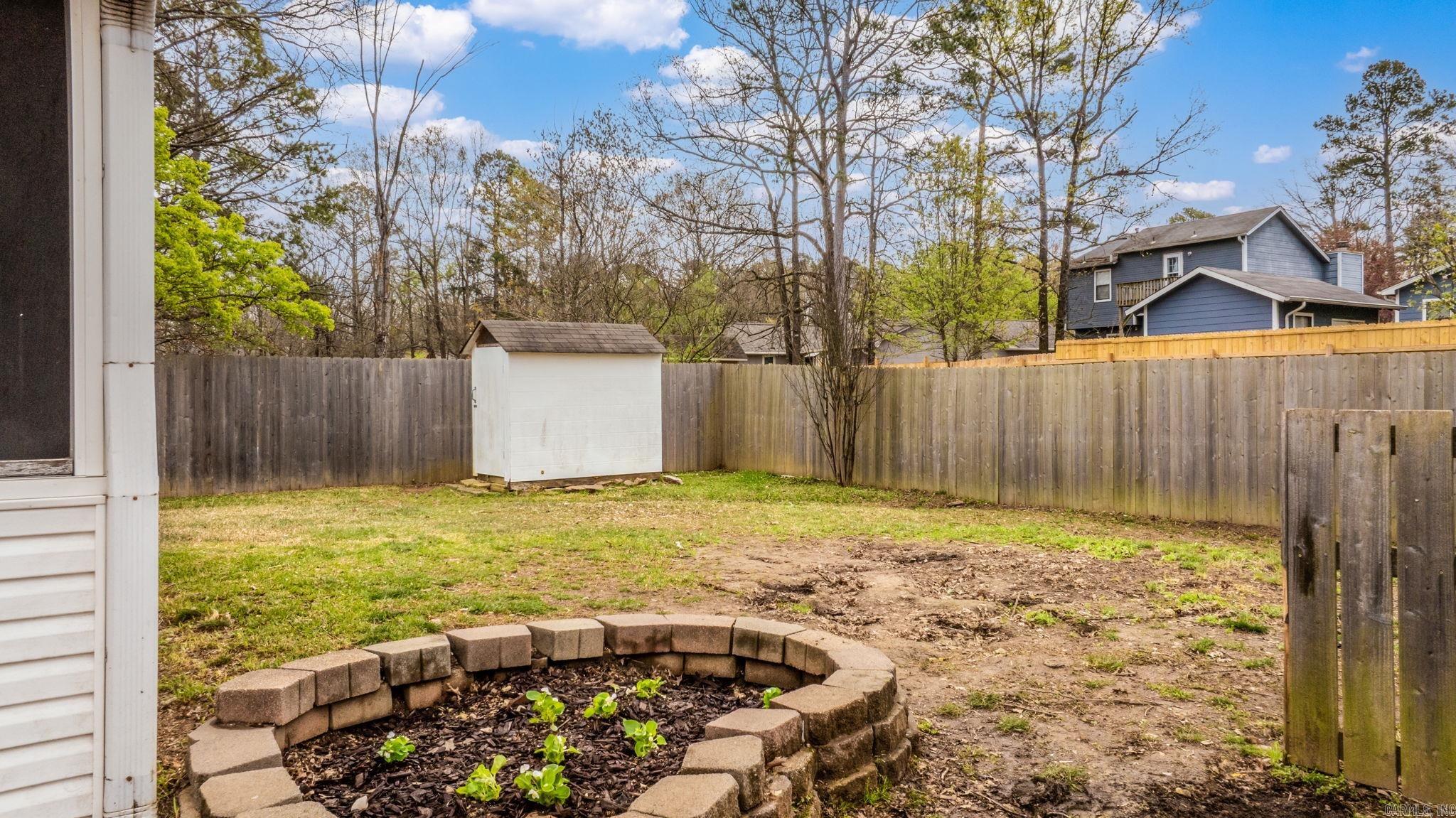 29 Oak Forest Dr  Maumelle, AR