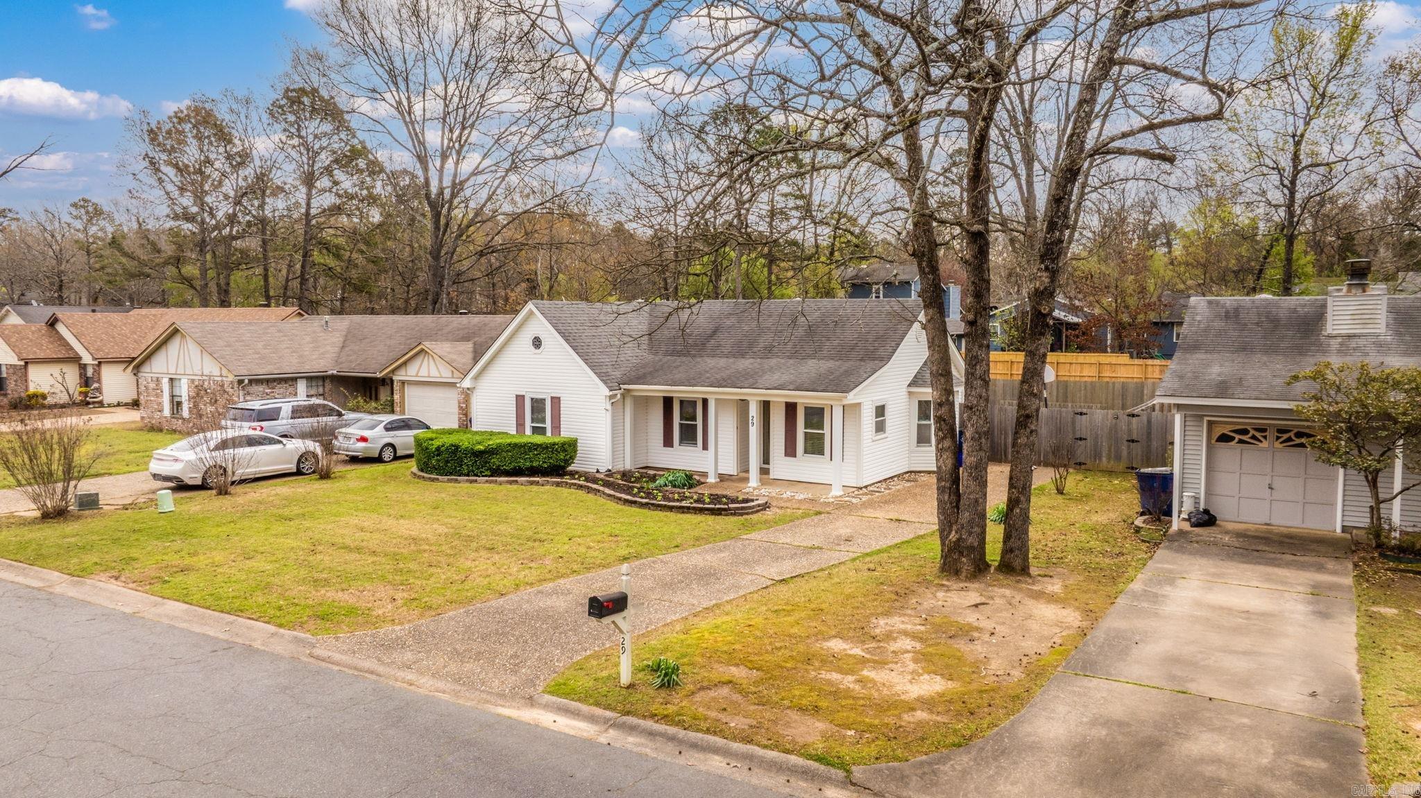 29 Oak Forest Dr  Maumelle, AR