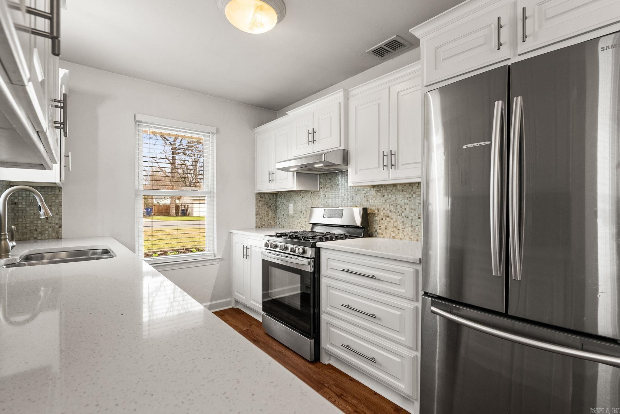 29 Oak Forest Dr  Maumelle, AR