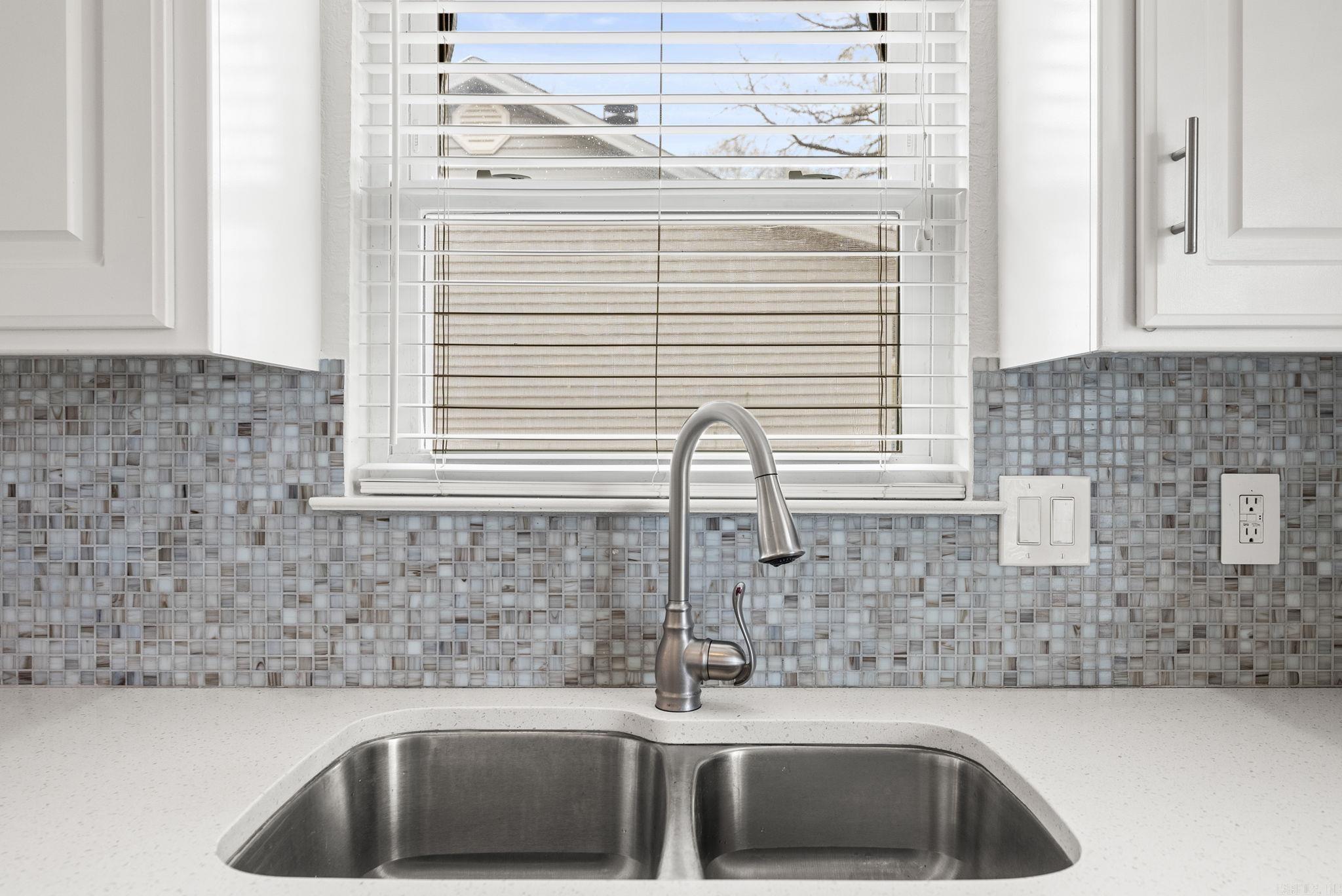 29 Oak Forest Dr  Maumelle, AR