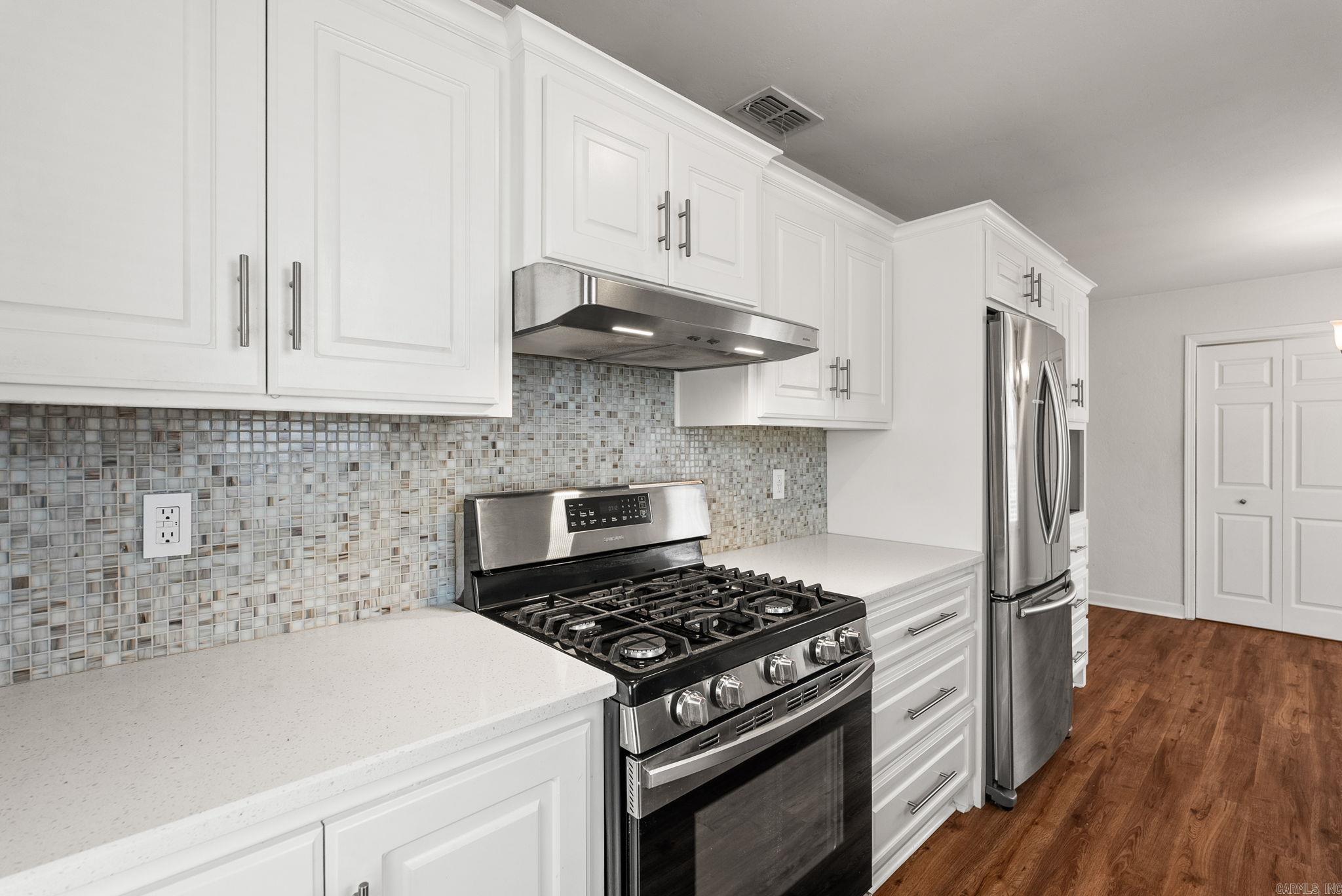 29 Oak Forest Dr  Maumelle, AR