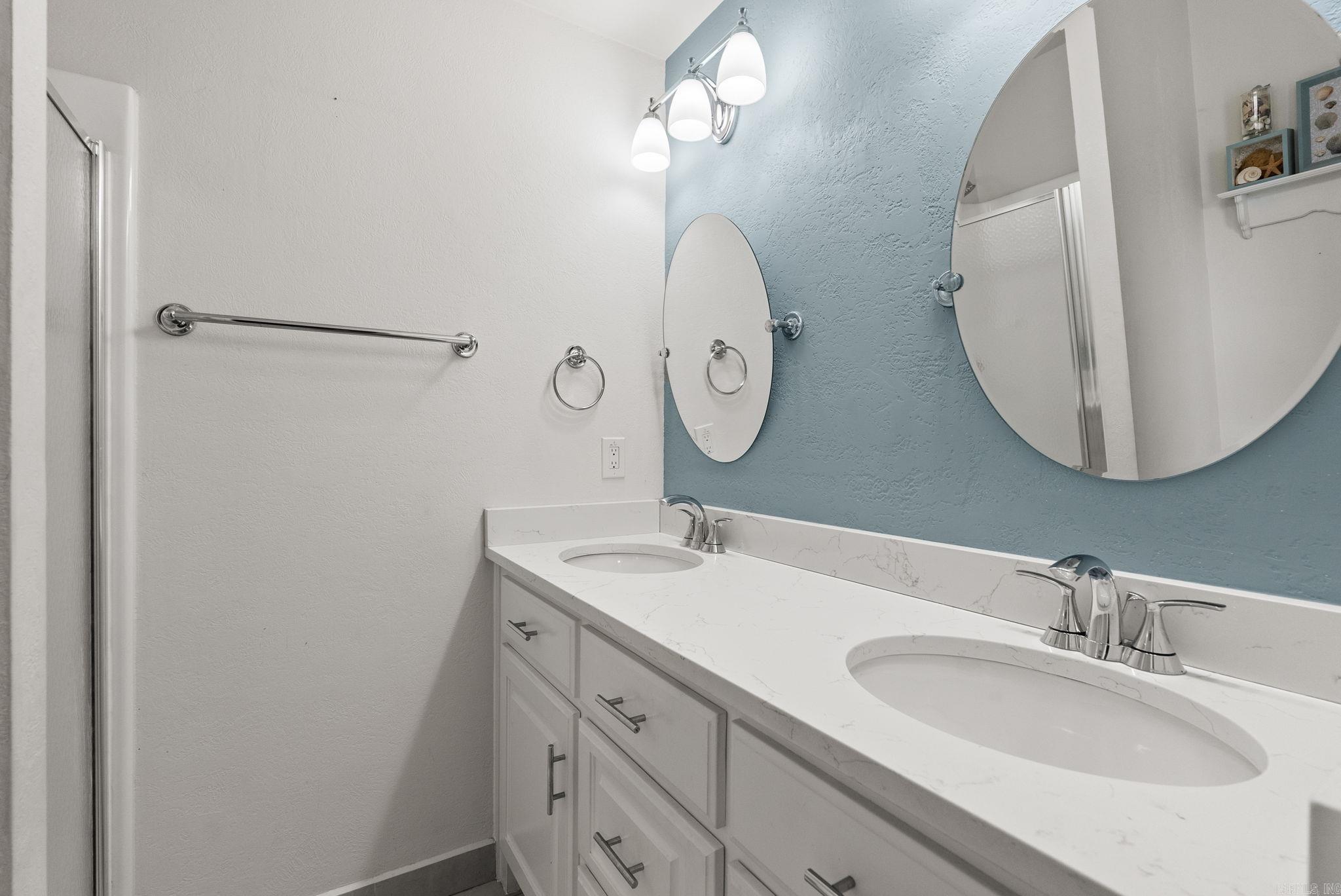 29 Oak Forest Dr  Maumelle, AR