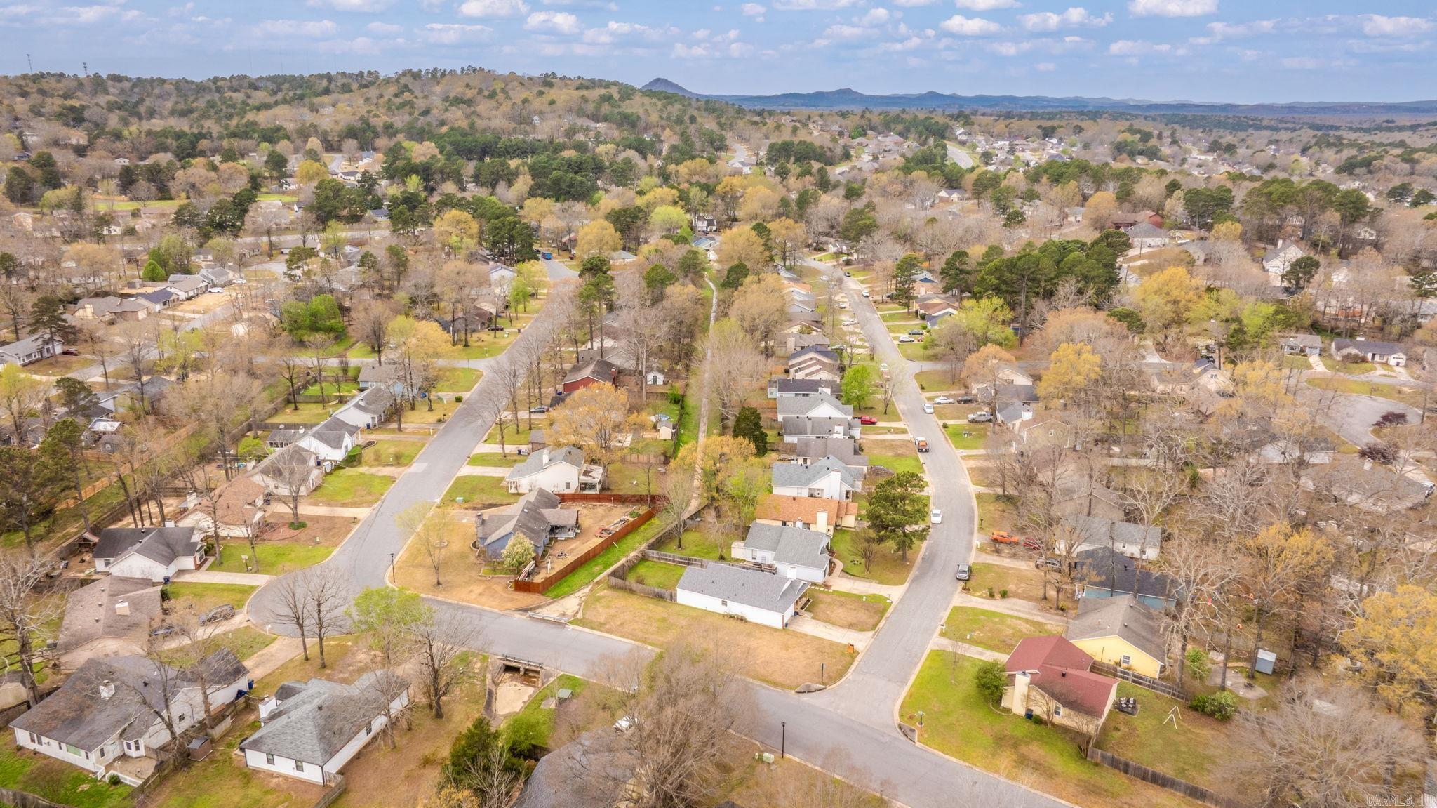 29 Oak Forest Dr  Maumelle, AR