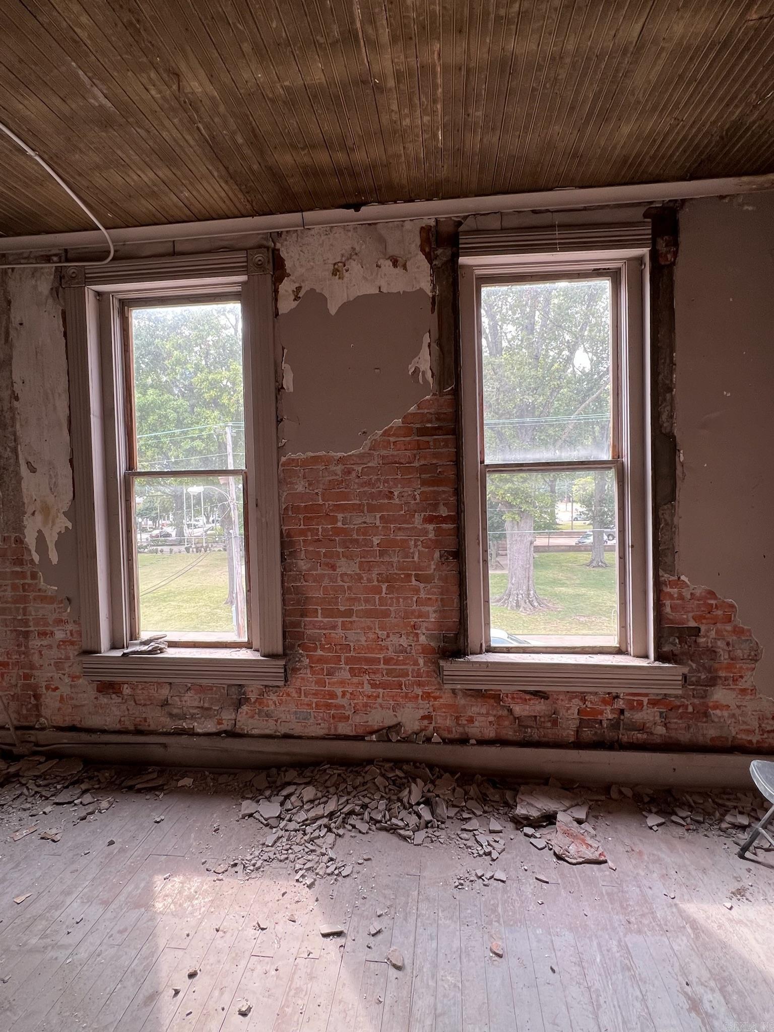 106 - 112 N Poplar  Osceola, AR