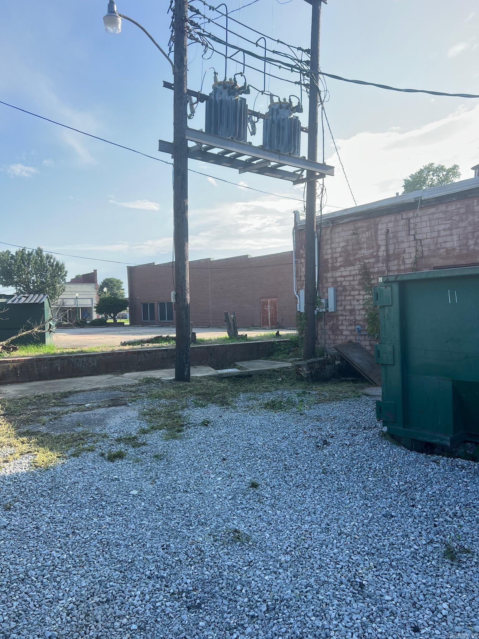 106 - 112 N Poplar  Osceola, AR