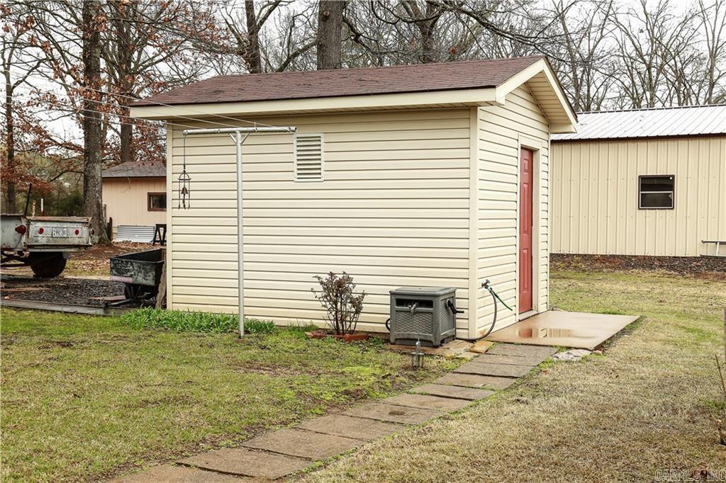 224 Laddy Lane  London, AR