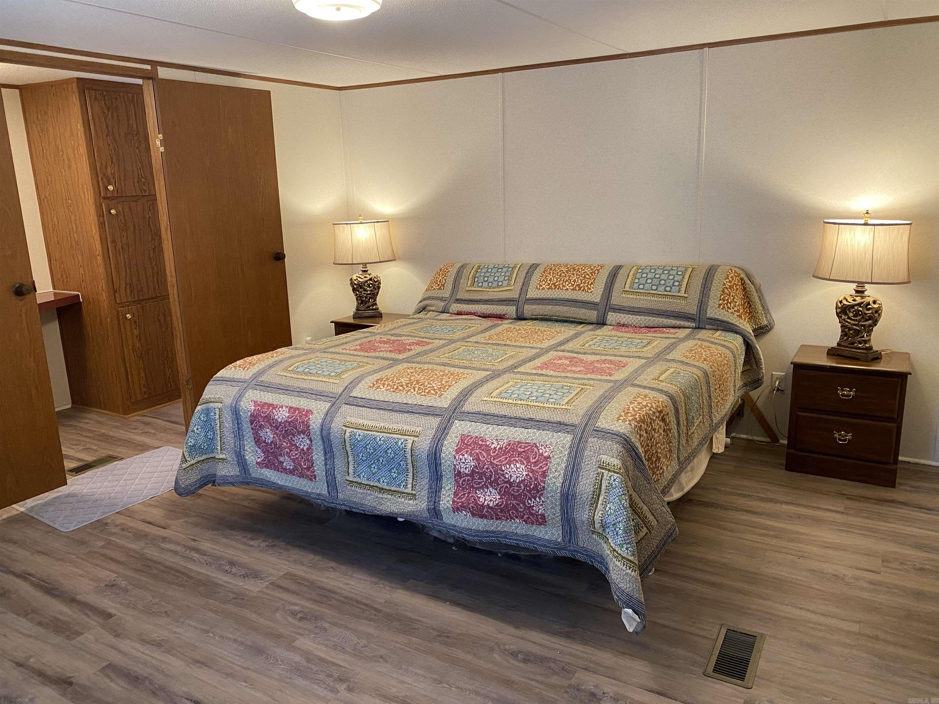 3 Sumac  Mount Ida, AR