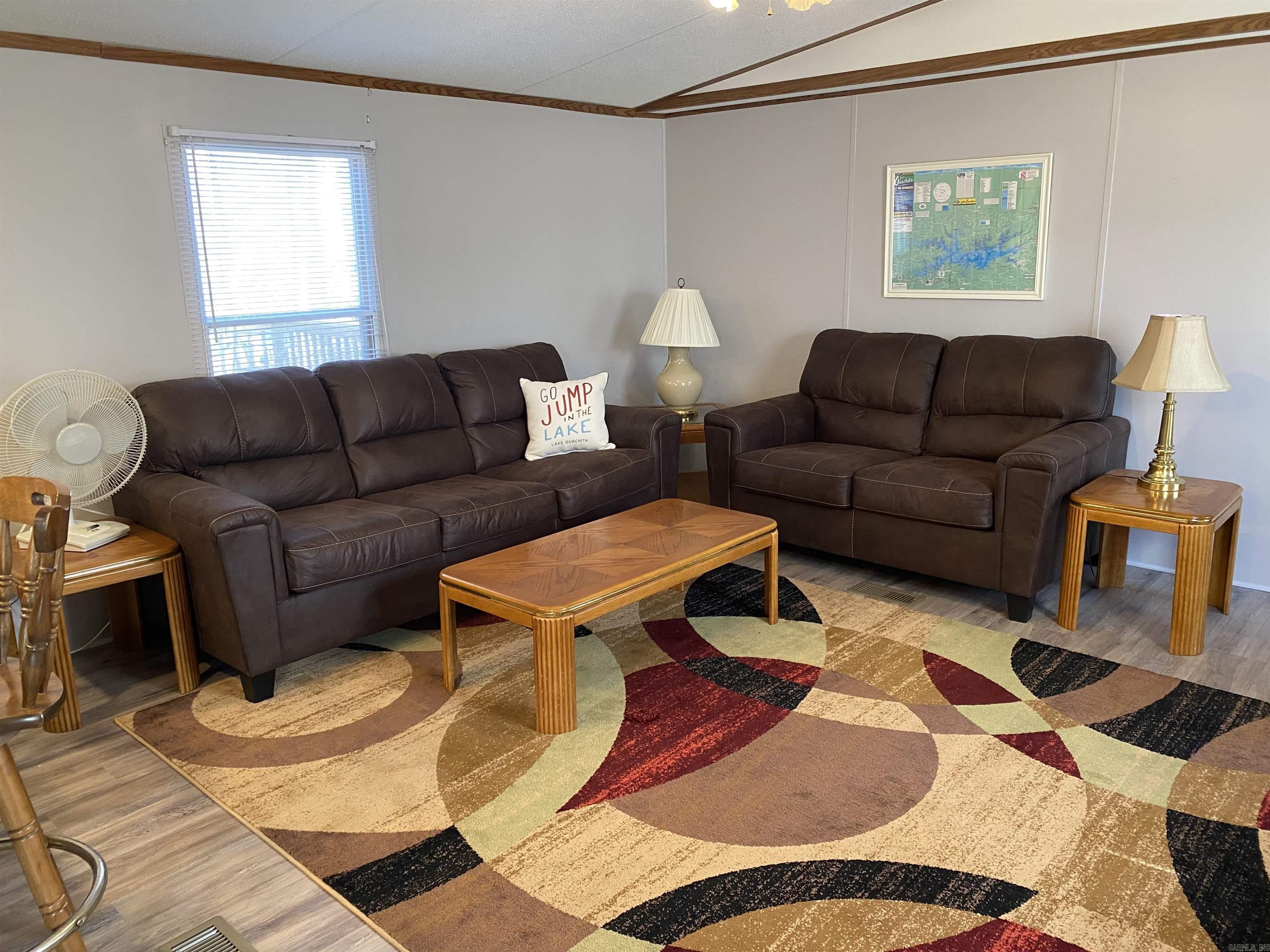 3 Sumac  Mount Ida, AR