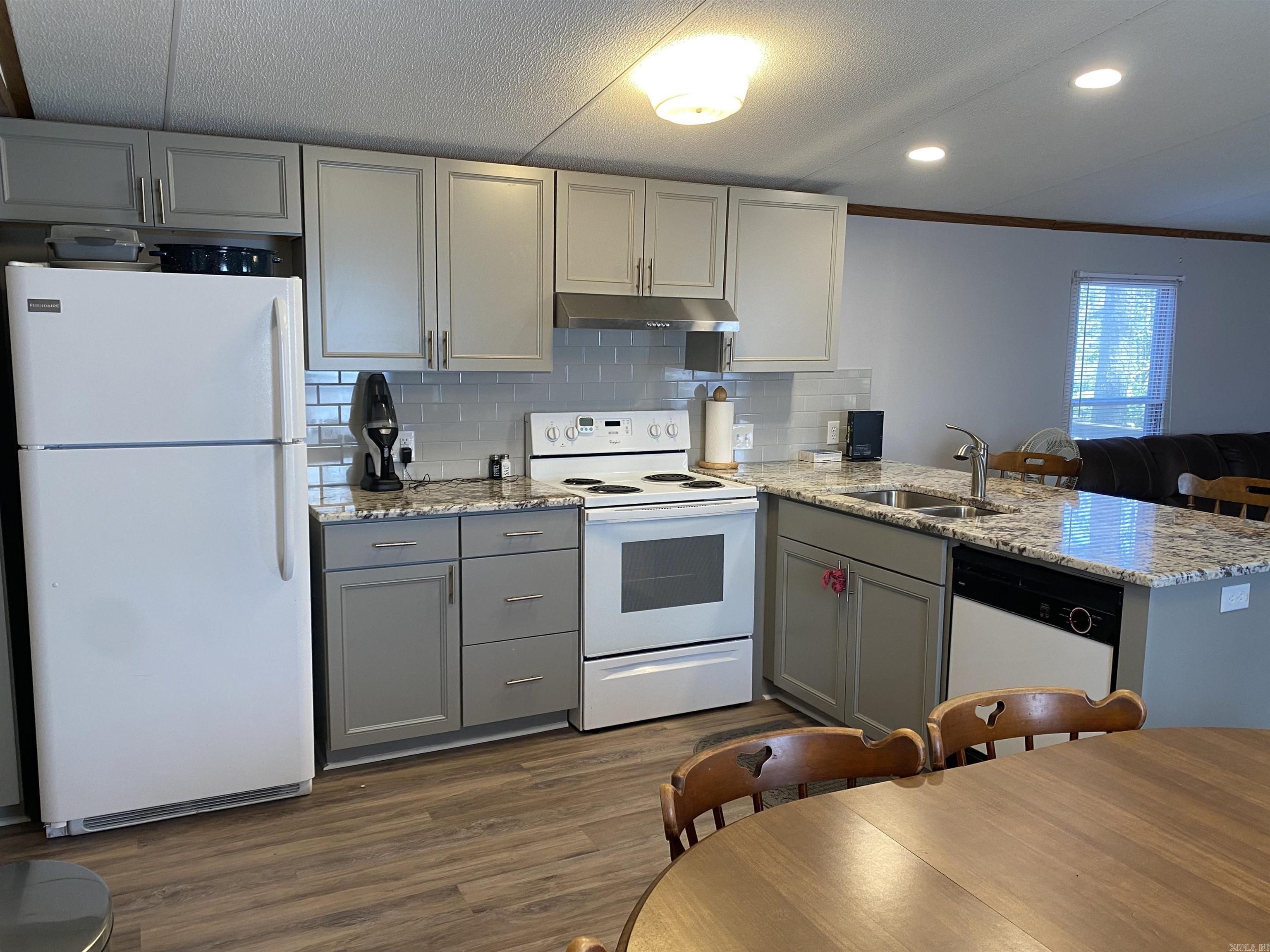 3 Sumac  Mount Ida, AR