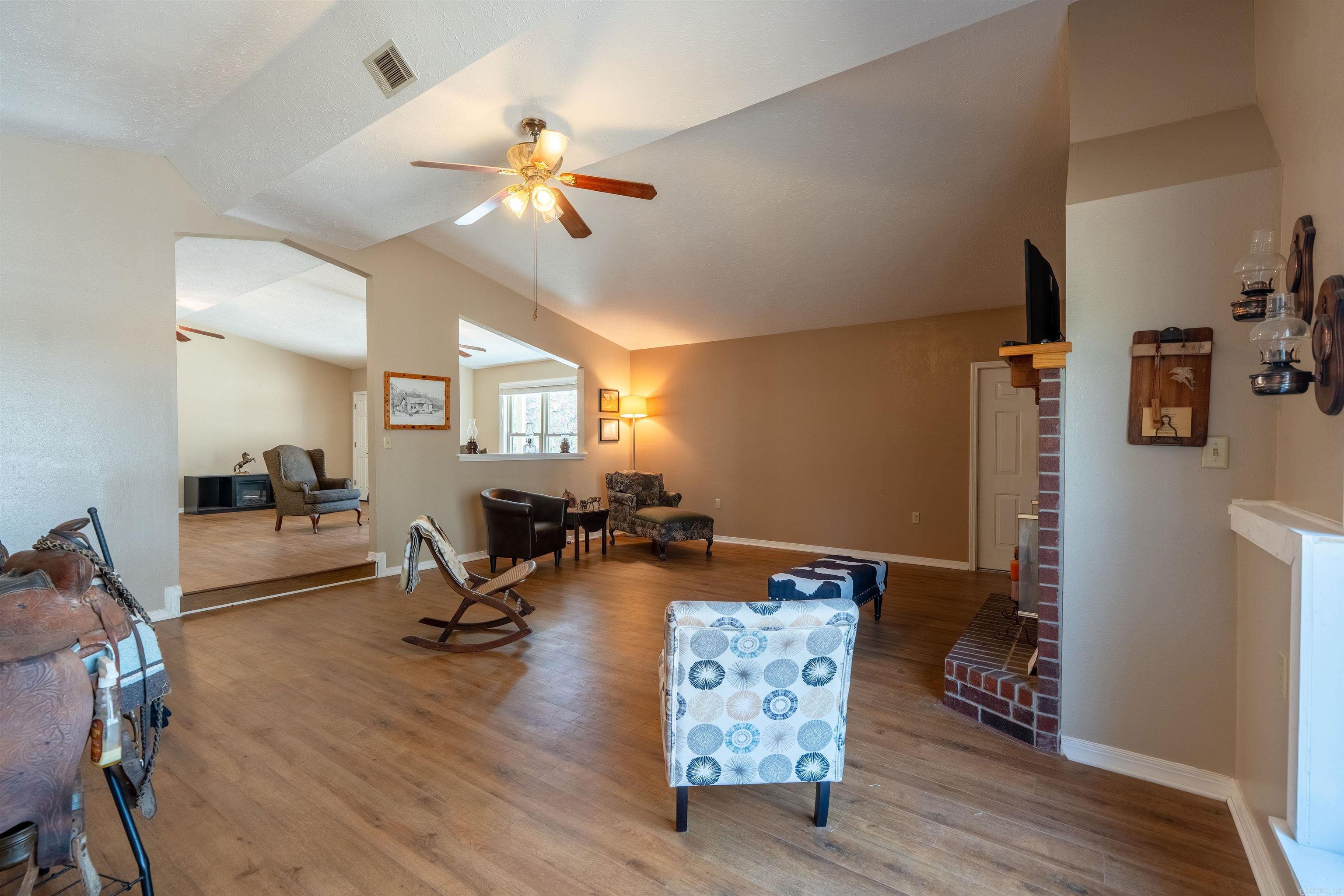 264 Harrelson Road  Tumbling Shoals, AR