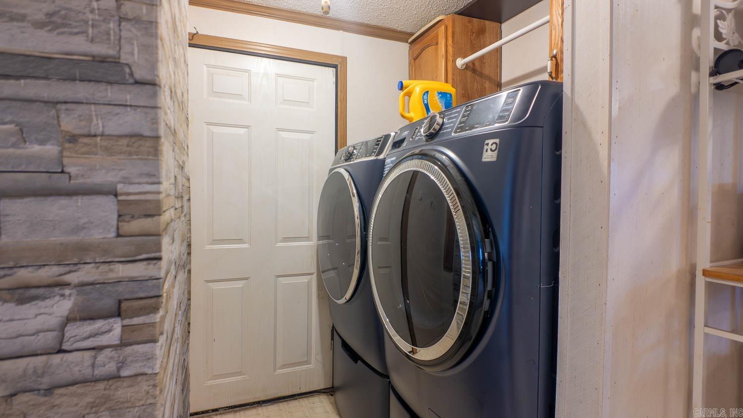 9149 County Road 9640  Koshkonong, MO