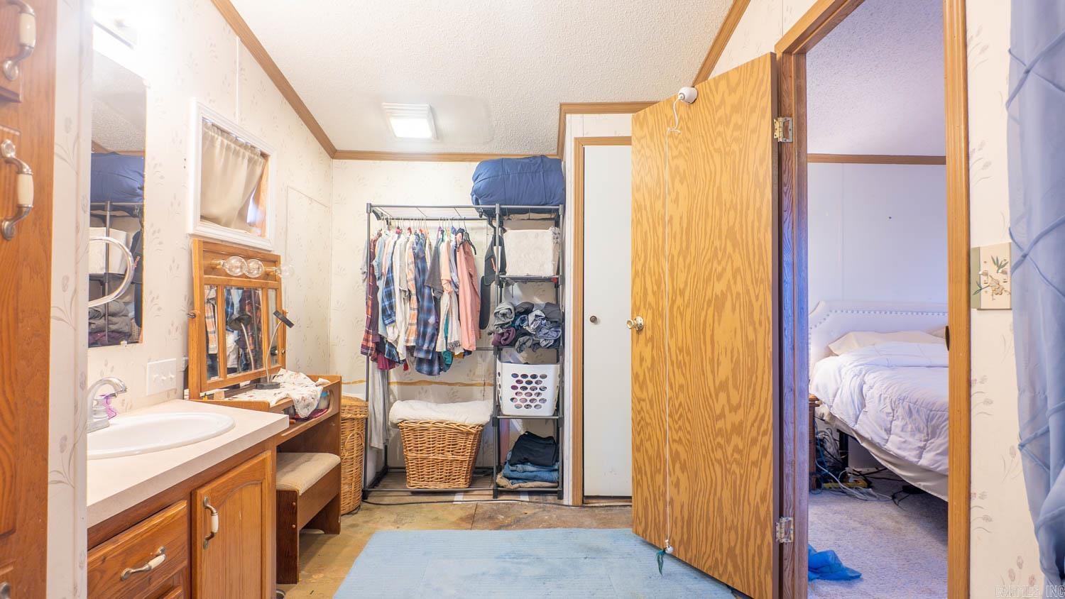 9149 County Road 9640  Koshkonong, MO