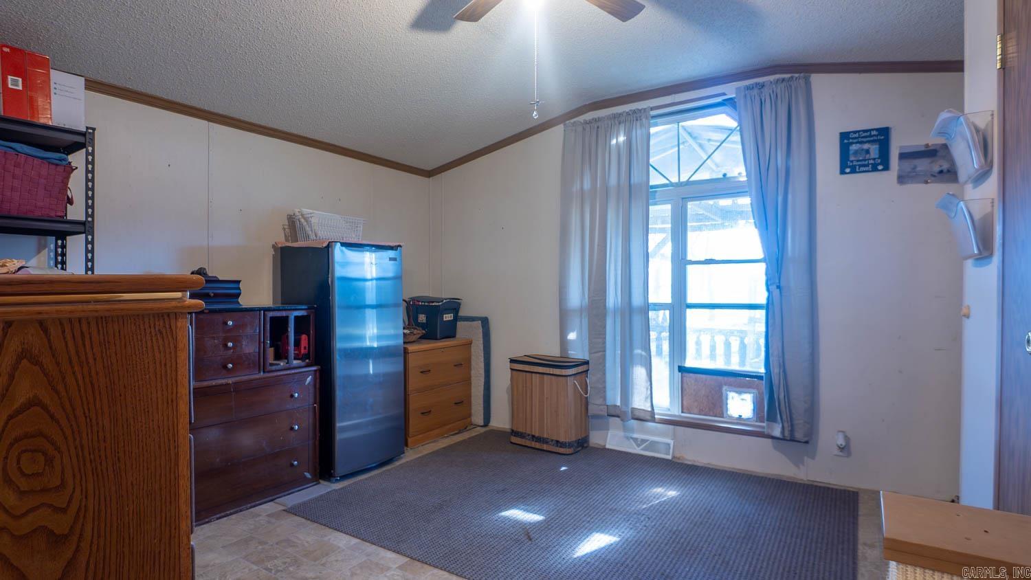 9149 County Road 9640  Koshkonong, MO