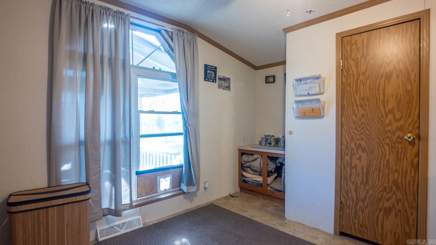 9149 County Road 9640  Koshkonong, MO