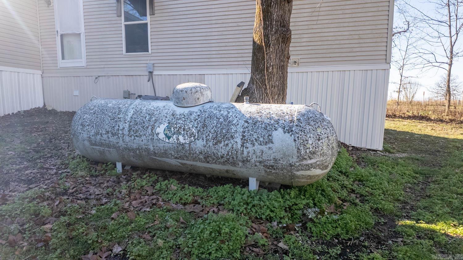 9149 County Road 9640  Koshkonong, MO