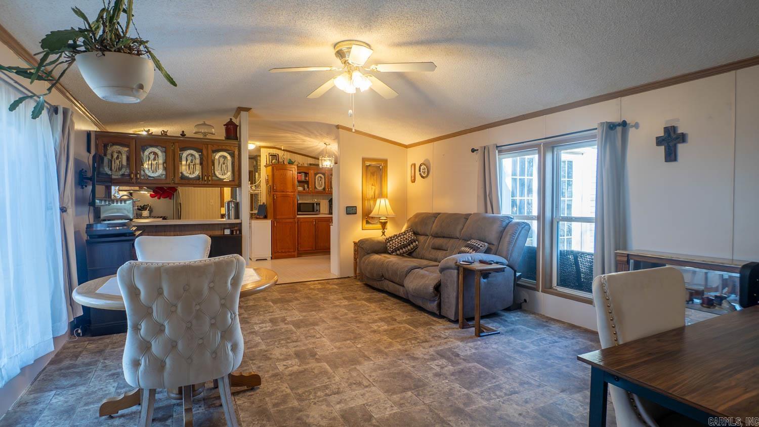 9149 County Road 9640  Koshkonong, MO