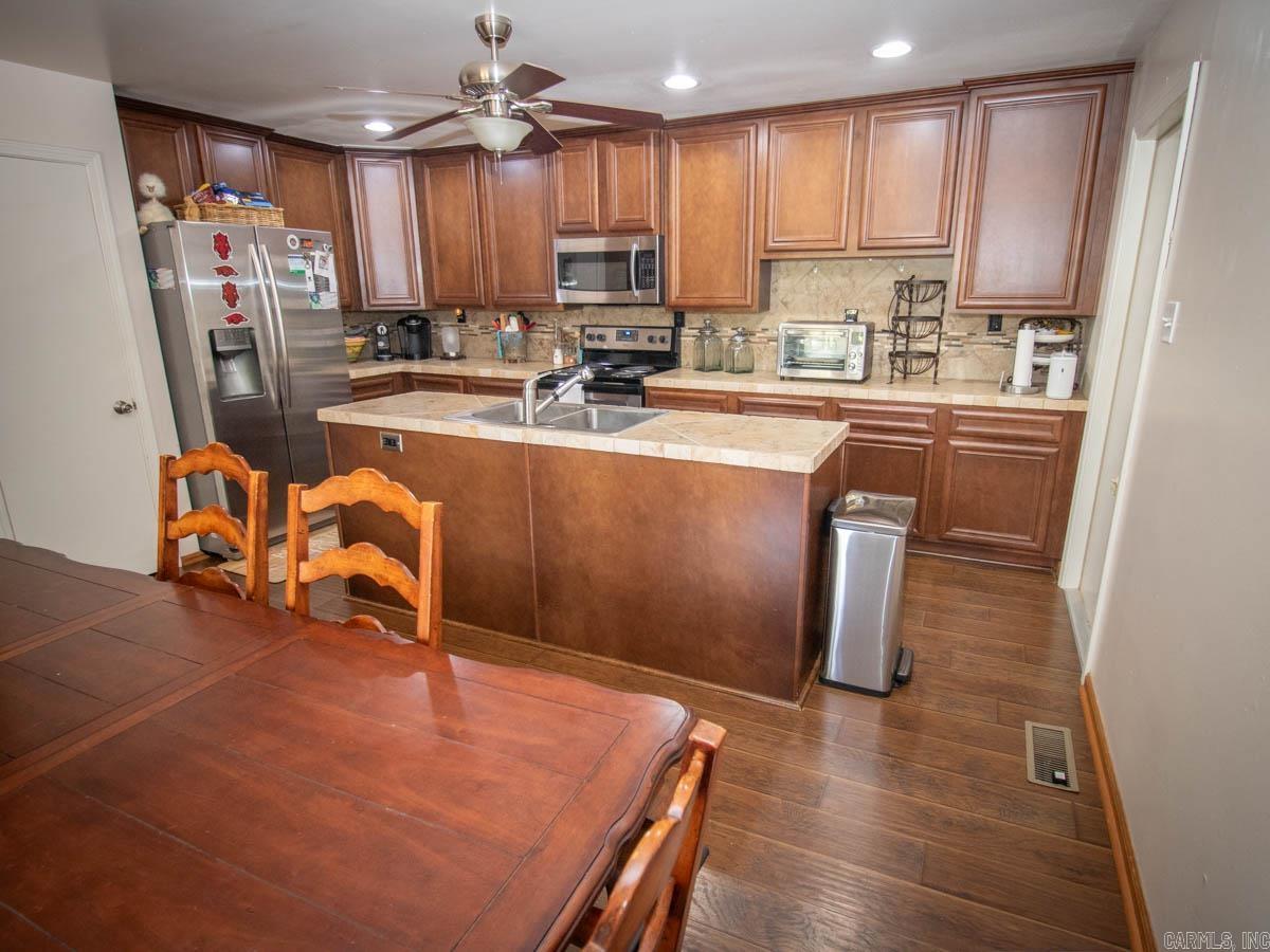 23 Witness Tree  Paron, AR