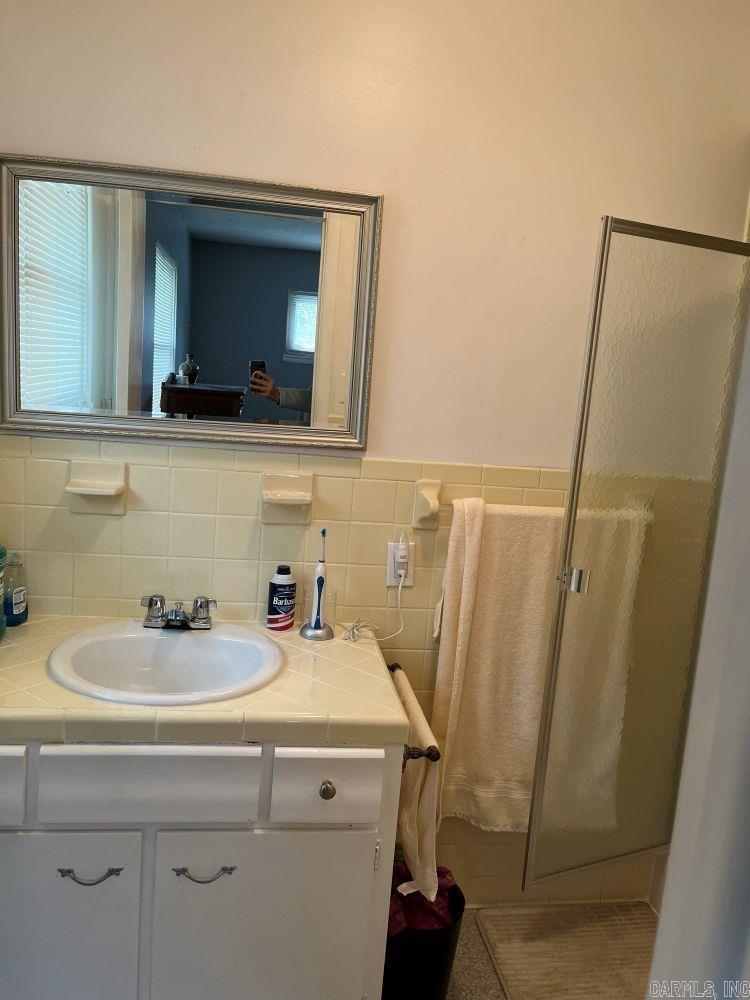 25 Su  Mountain Home, AR